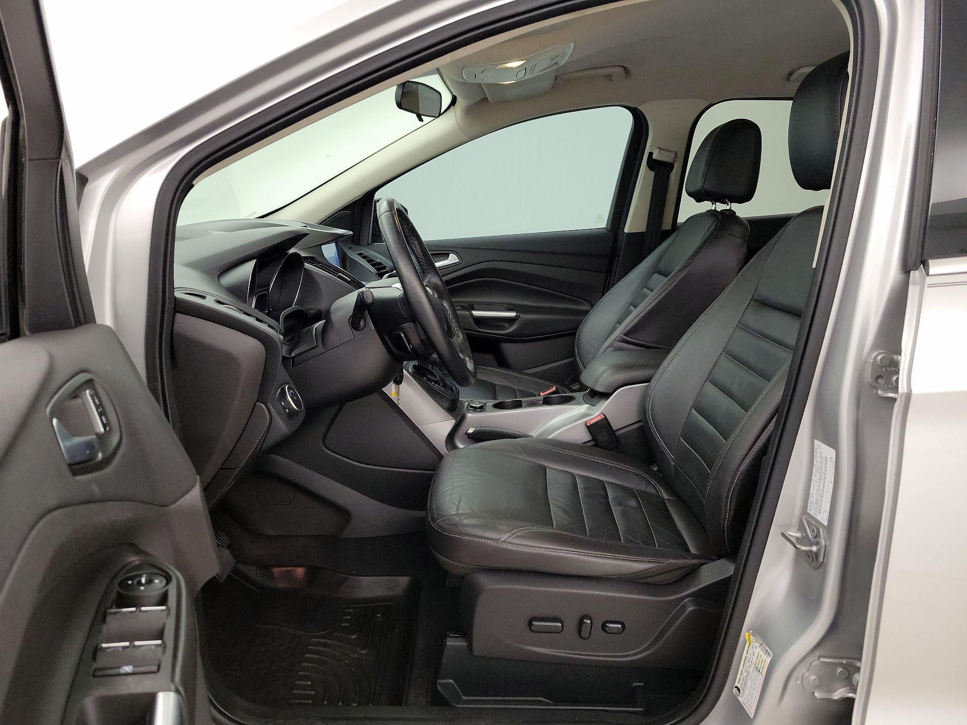Thumbnail: 2016 Ford Escape - 11