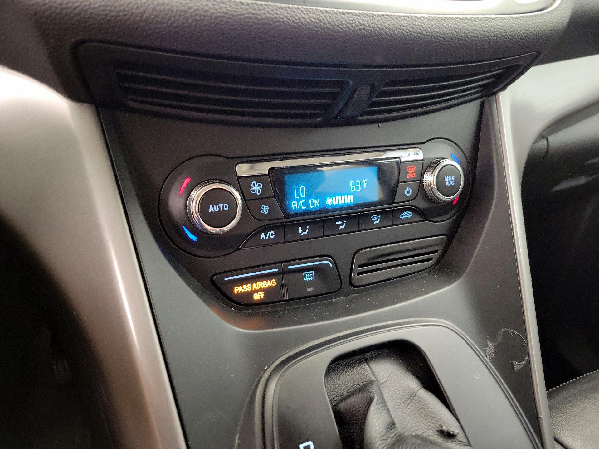 Thumbnail: 2016 Ford Escape - 16