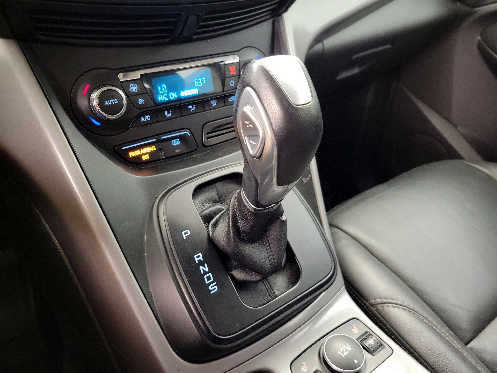 Thumbnail: 2016 Ford Escape - 17