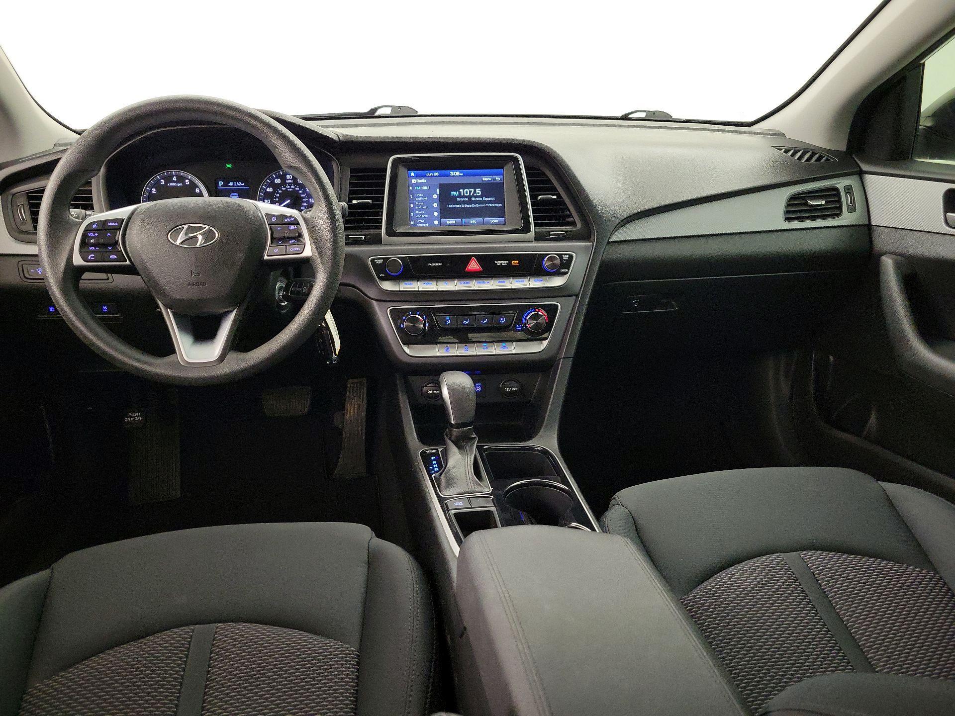Thumbnail: 2019 Hyundai Sonata - 9