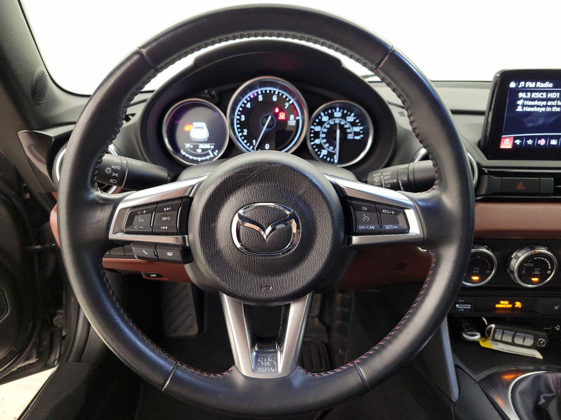 Thumbnail: 2019 Mazda MX-5 Miata - 10