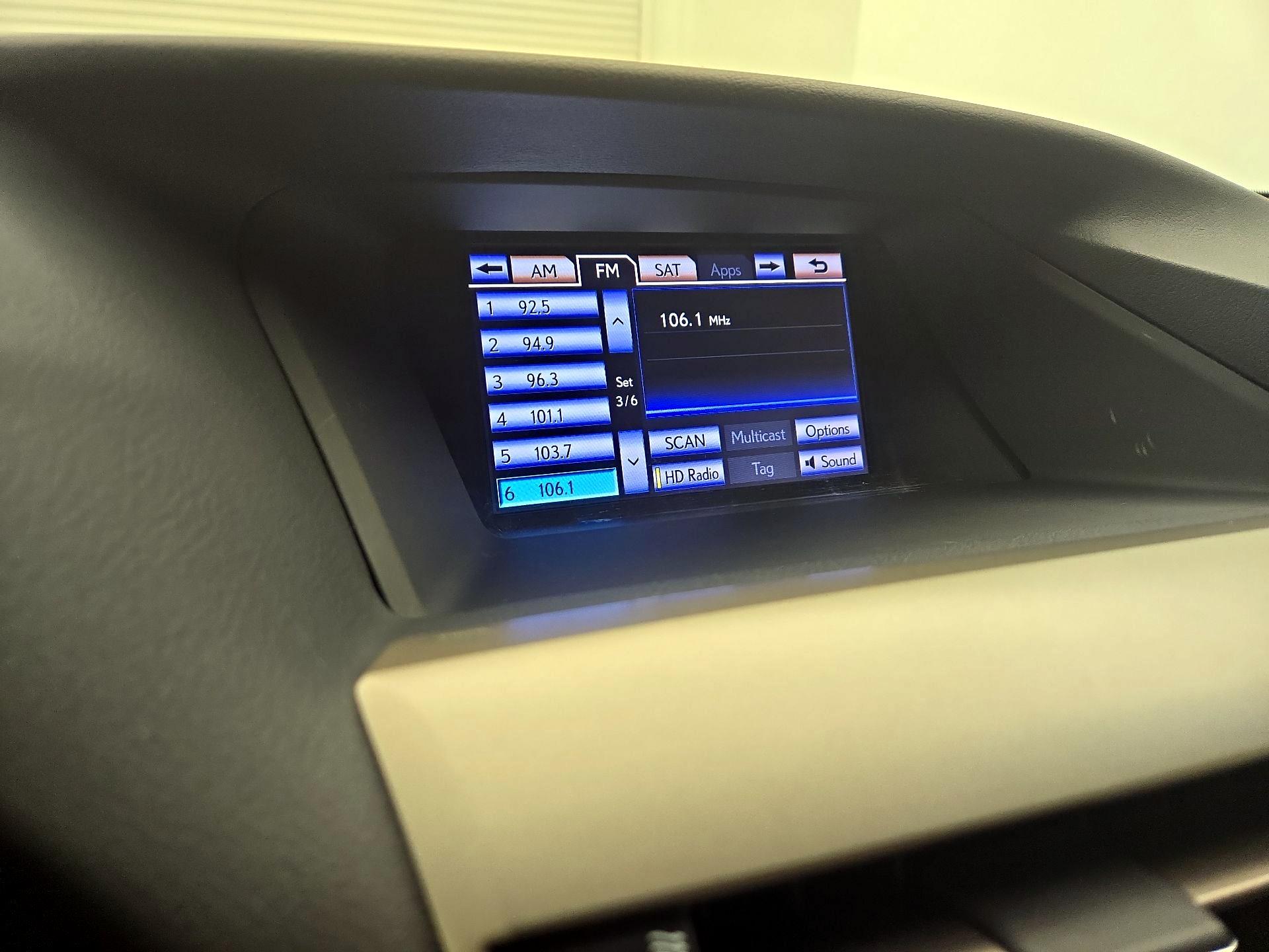 Thumbnail: 2014 Lexus RX - 16