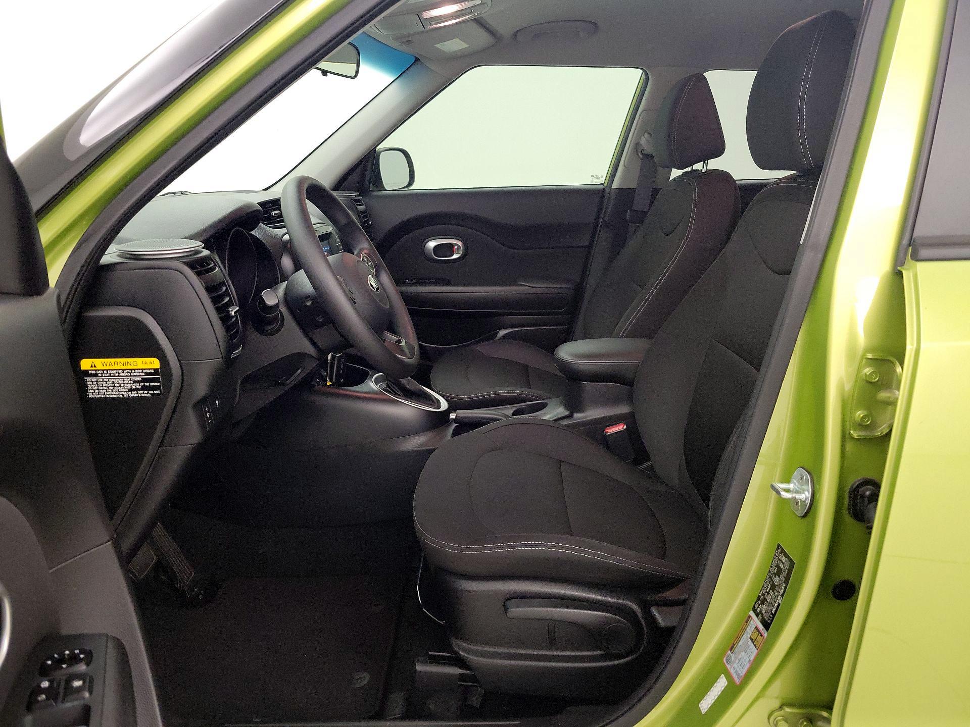 Thumbnail: 2019 Kia Soul - 11
