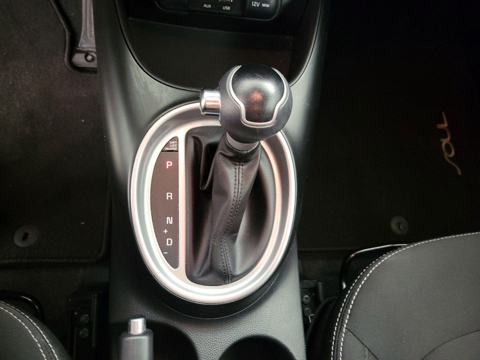 Thumbnail: 2019 Kia Soul - 17