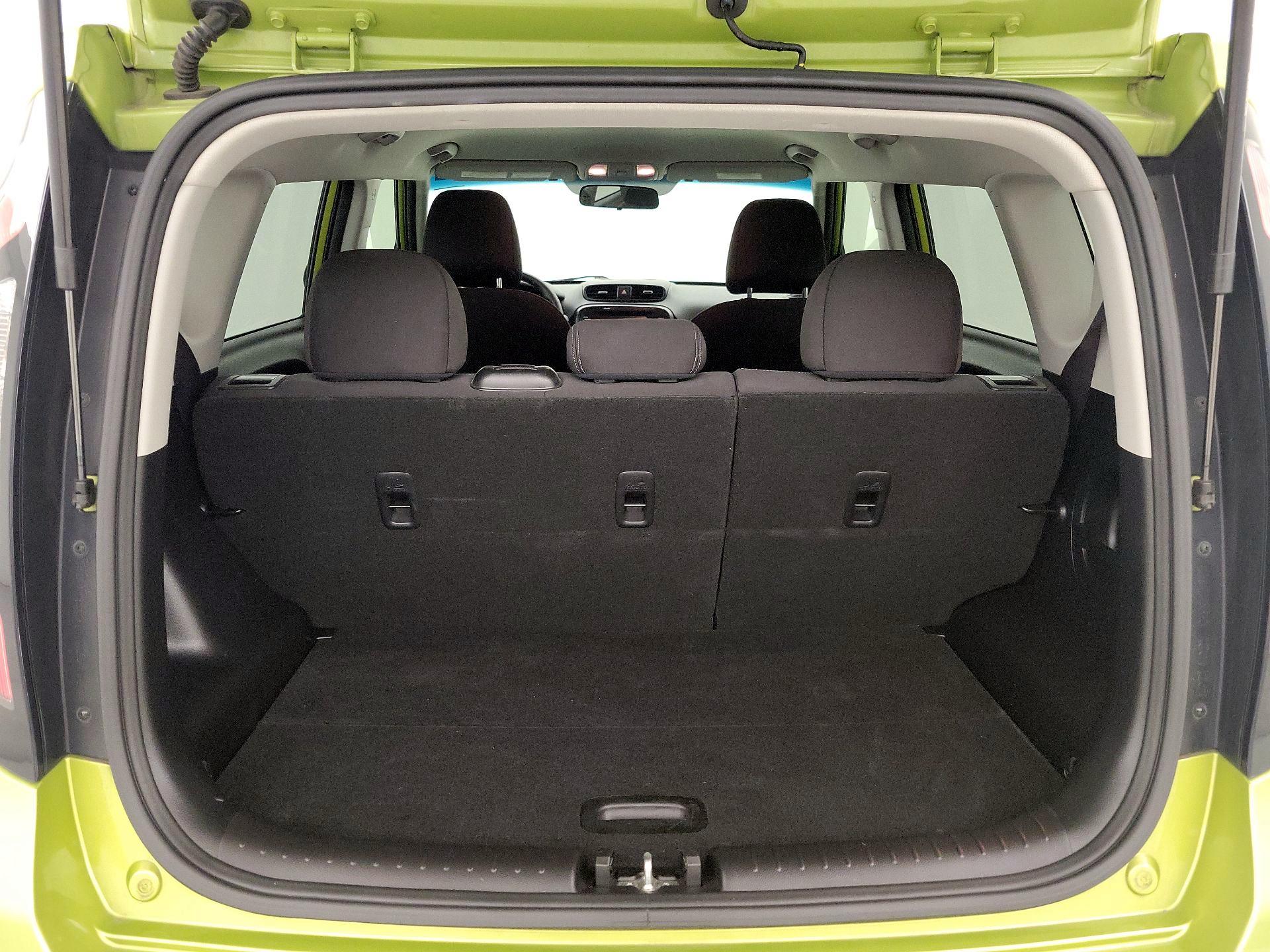 Thumbnail: 2019 Kia Soul - 20