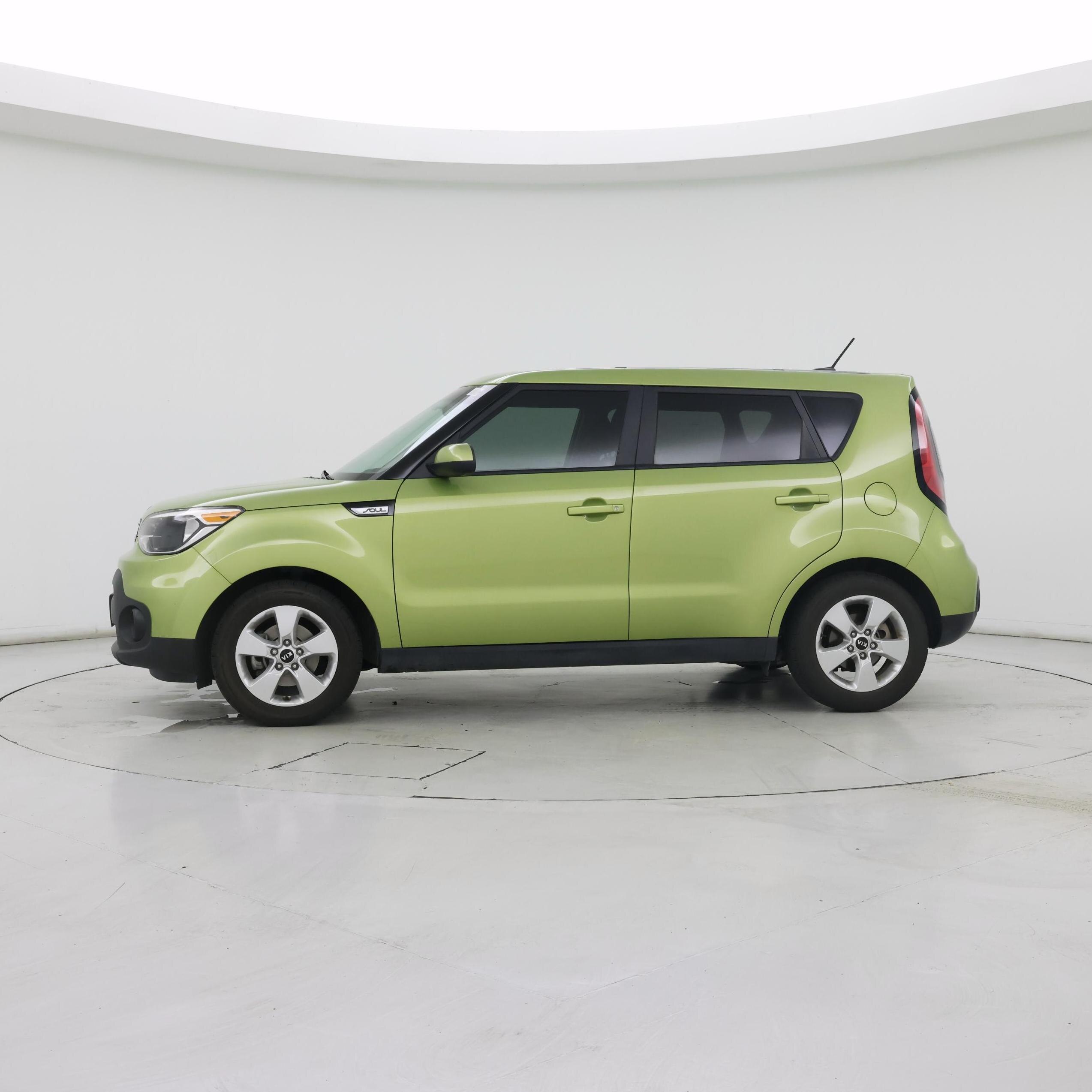 Thumbnail: 2019 Kia Soul - 3
