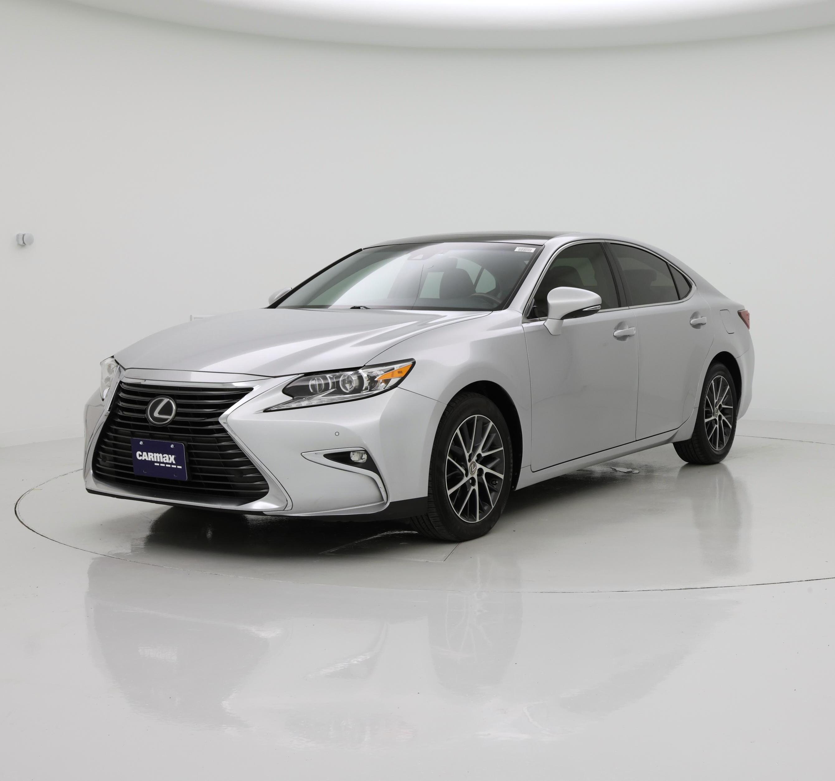 Thumbnail: 2016 Lexus ES - 4
