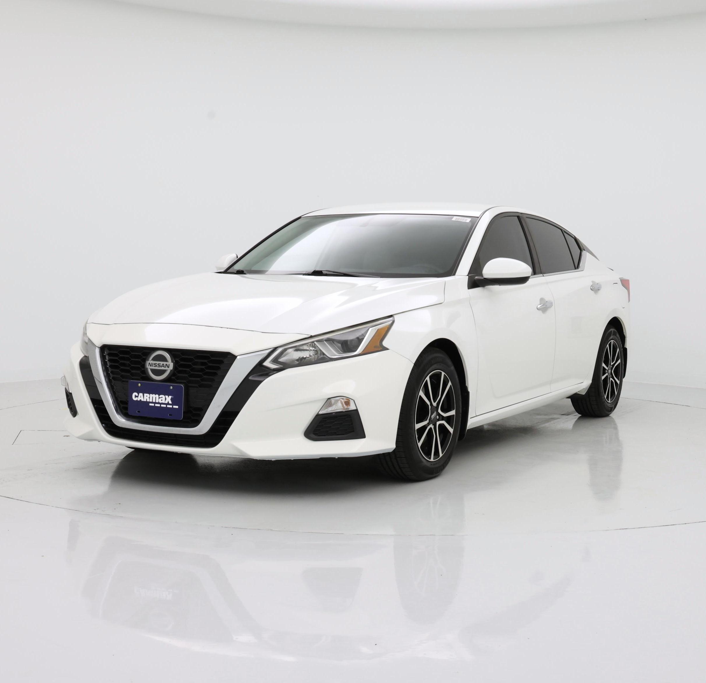 Thumbnail: 2020 Nissan Altima - 4