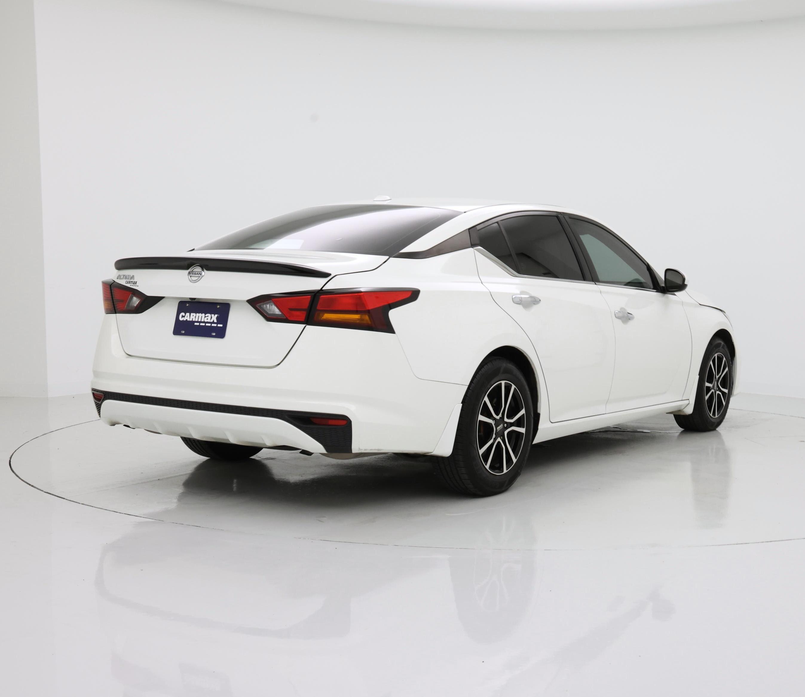 Thumbnail: 2020 Nissan Altima - 8