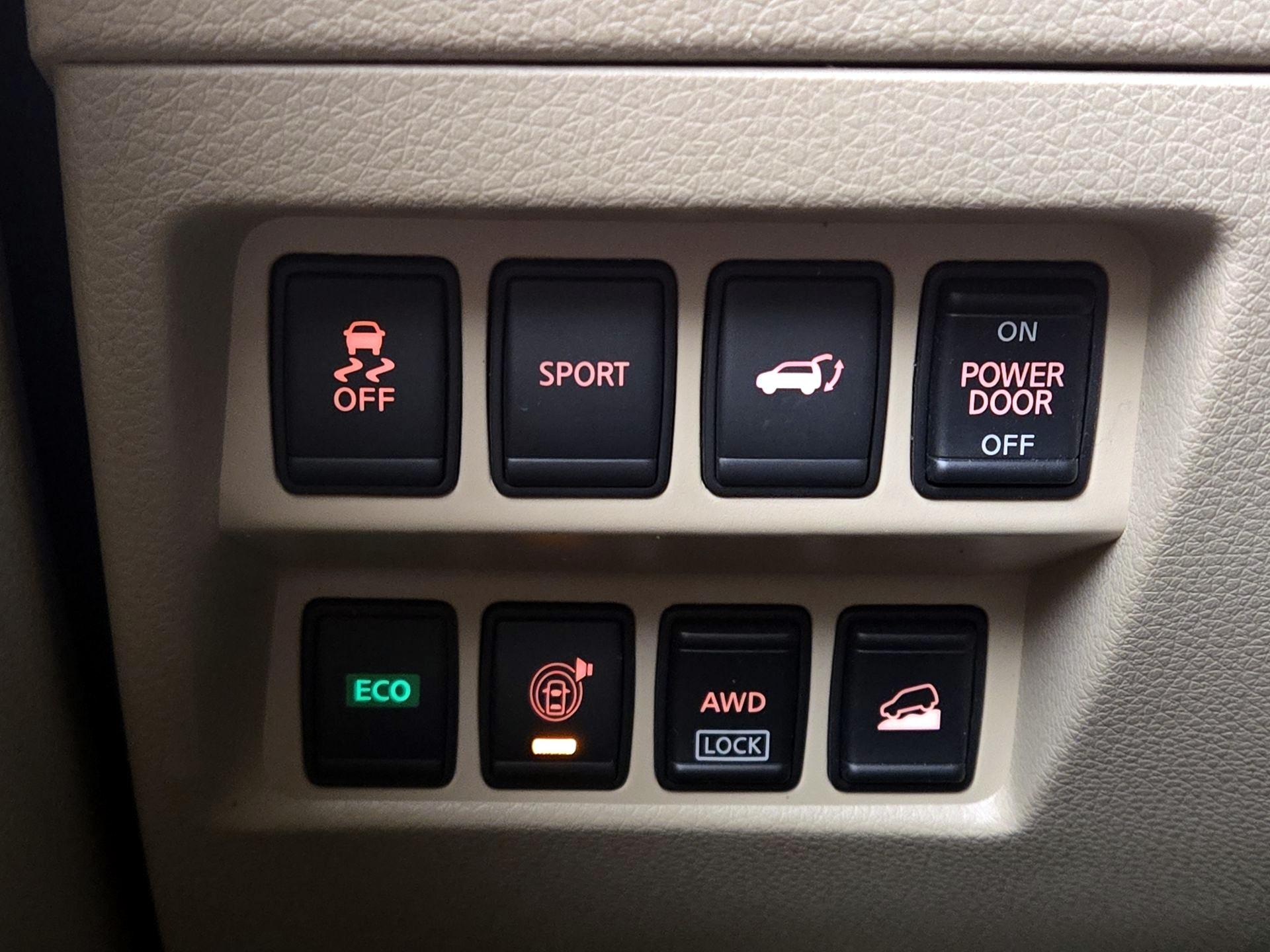 Thumbnail: 2016 Nissan Rogue - 13