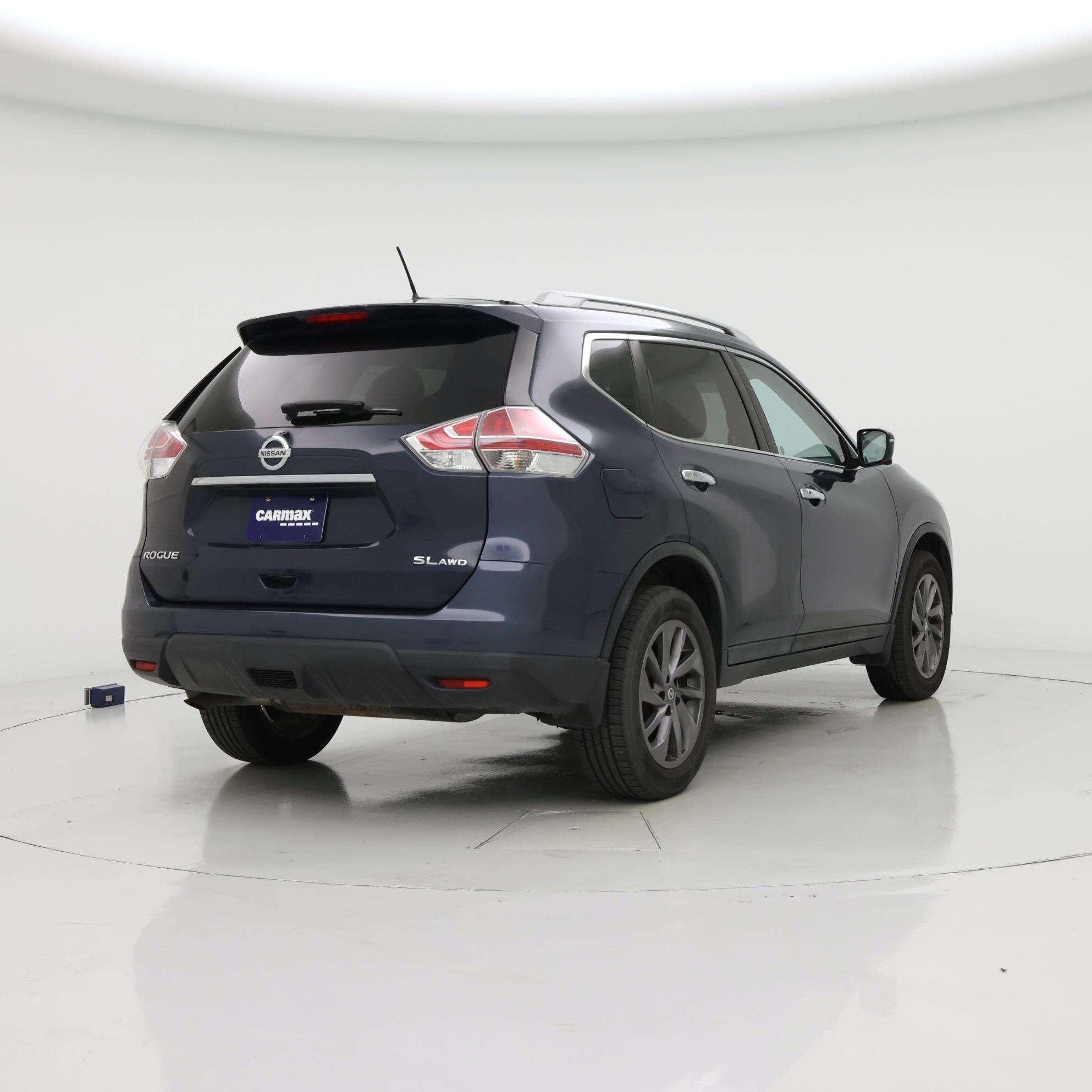 Thumbnail: 2016 Nissan Rogue - 8