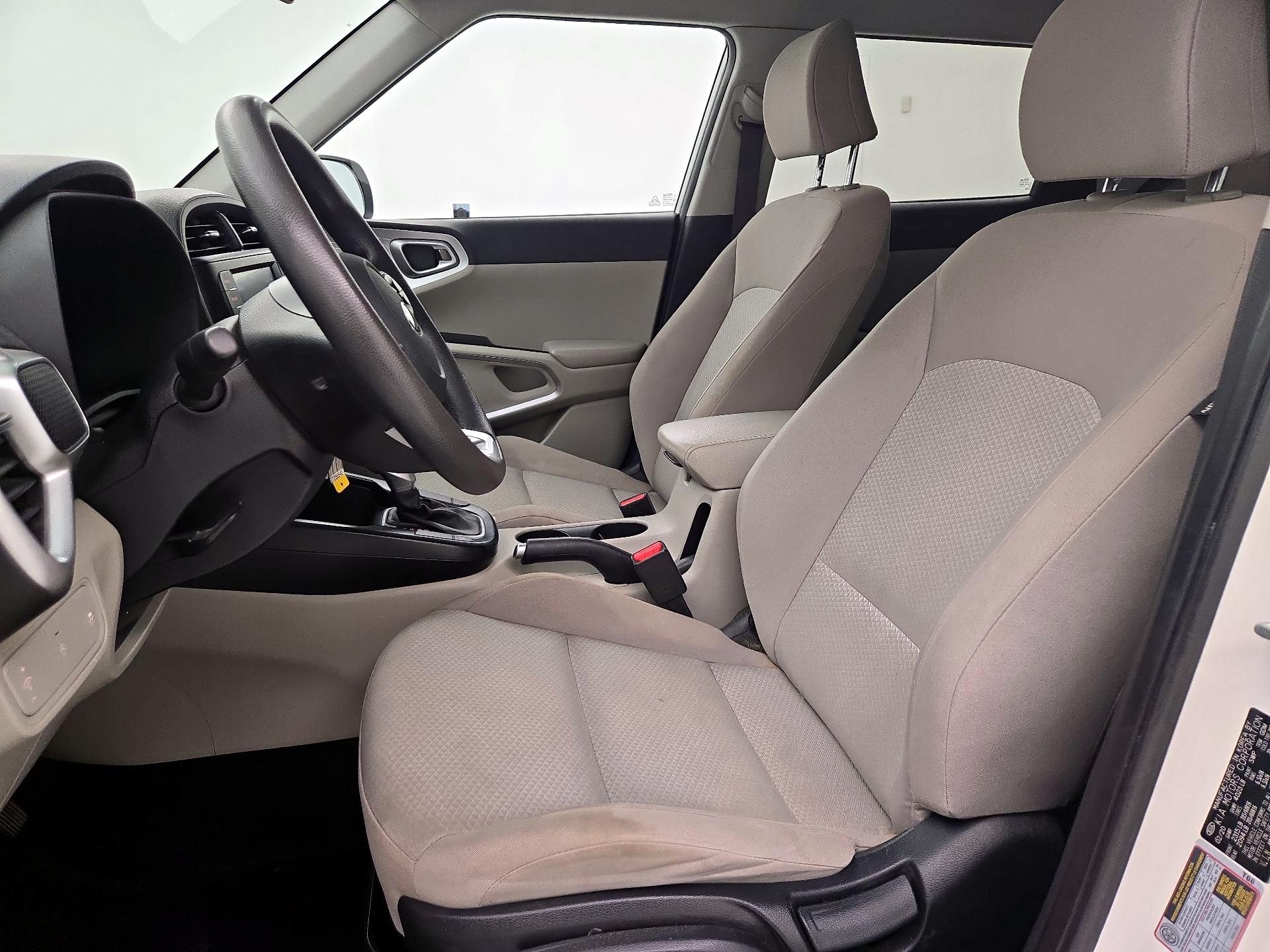 Thumbnail: 2020 Kia Soul - 11