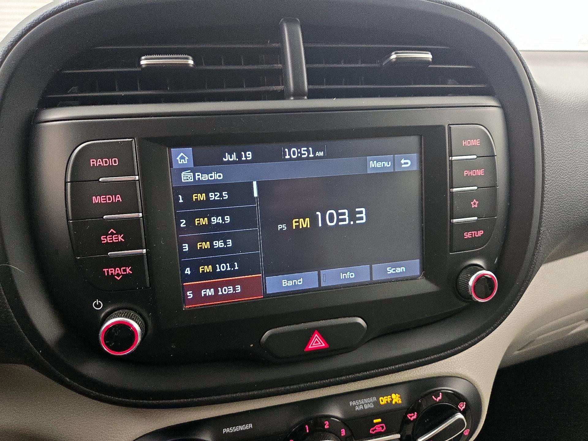 Thumbnail: 2020 Kia Soul - 15