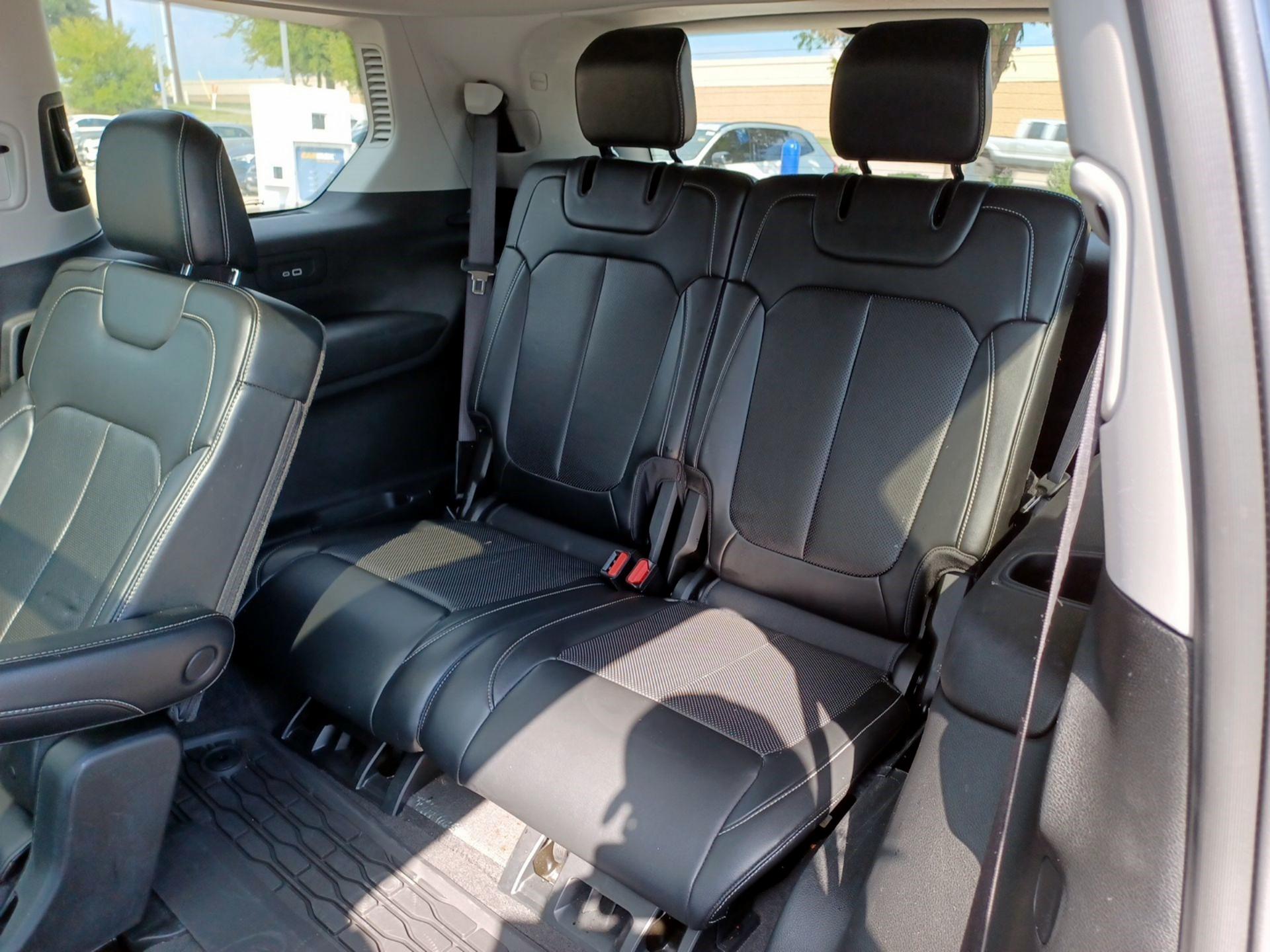 Thumbnail: 2021 Jeep Grand Cherokee L - 20