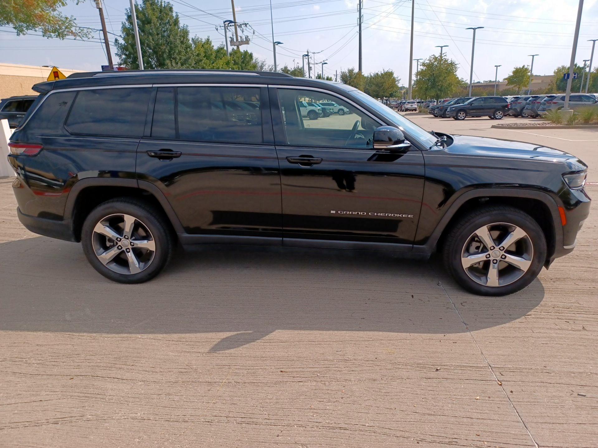 Thumbnail: 2021 Jeep Grand Cherokee L - 4
