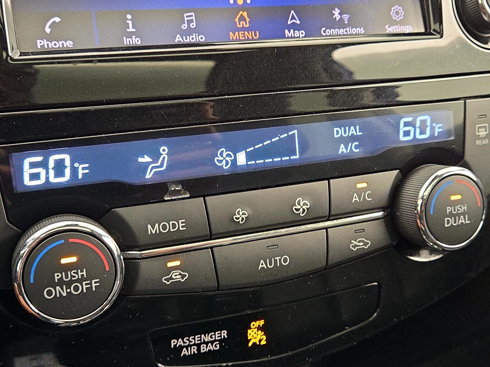 Thumbnail: 2019 Nissan Rogue - 17