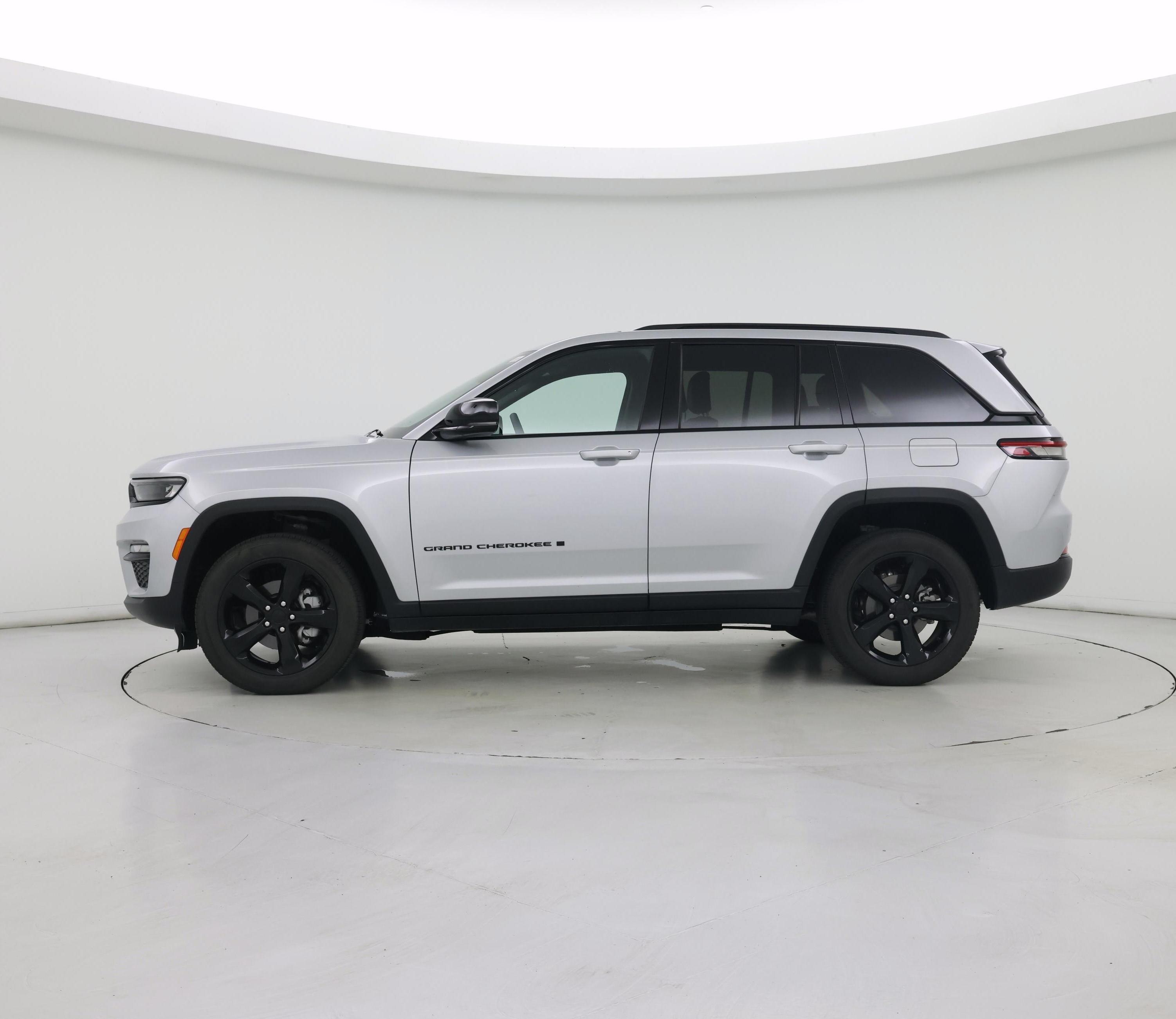 Thumbnail: 2024 Jeep Grand Cherokee - 3