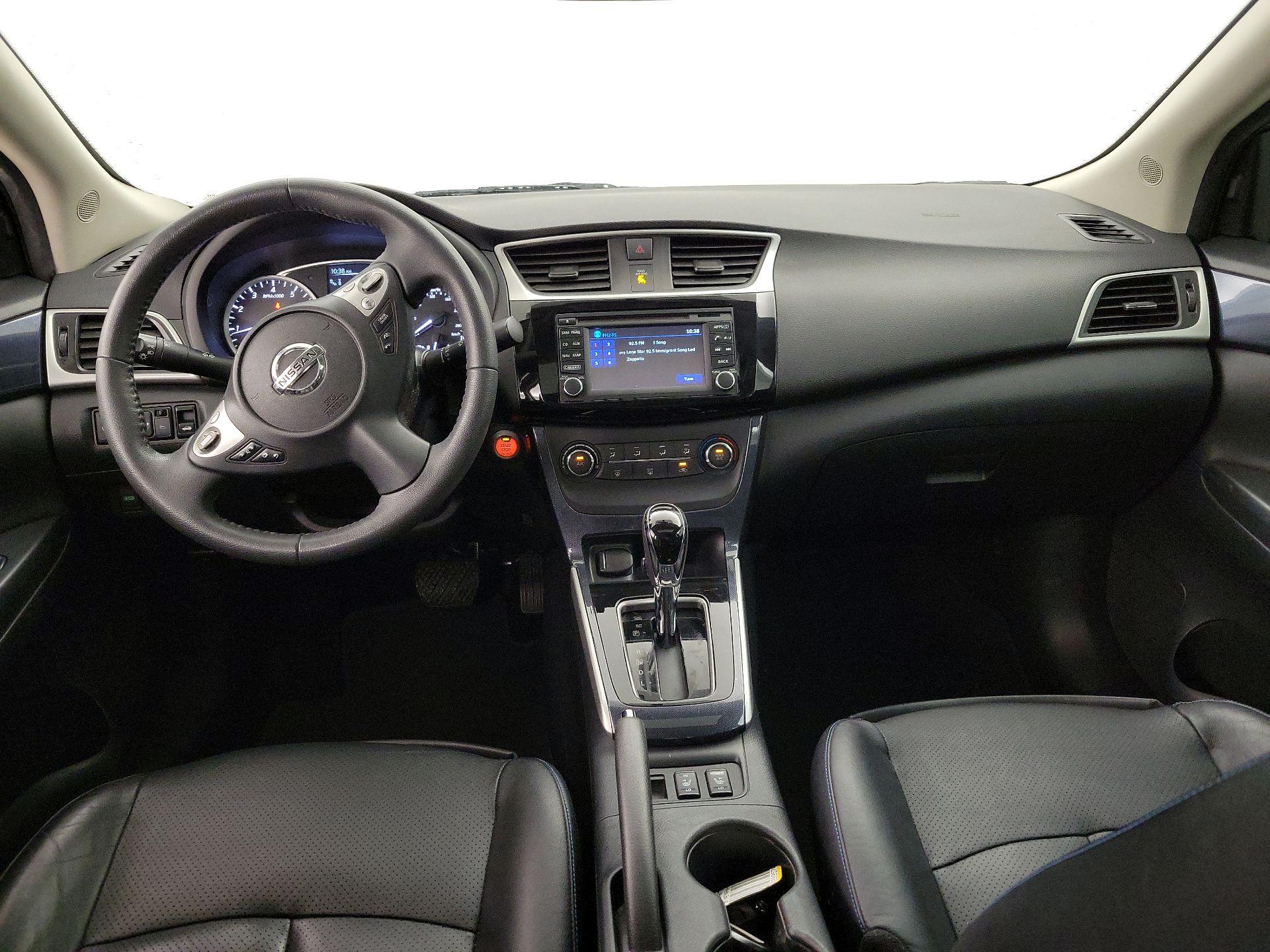 Thumbnail: 2017 Nissan Sentra - 9