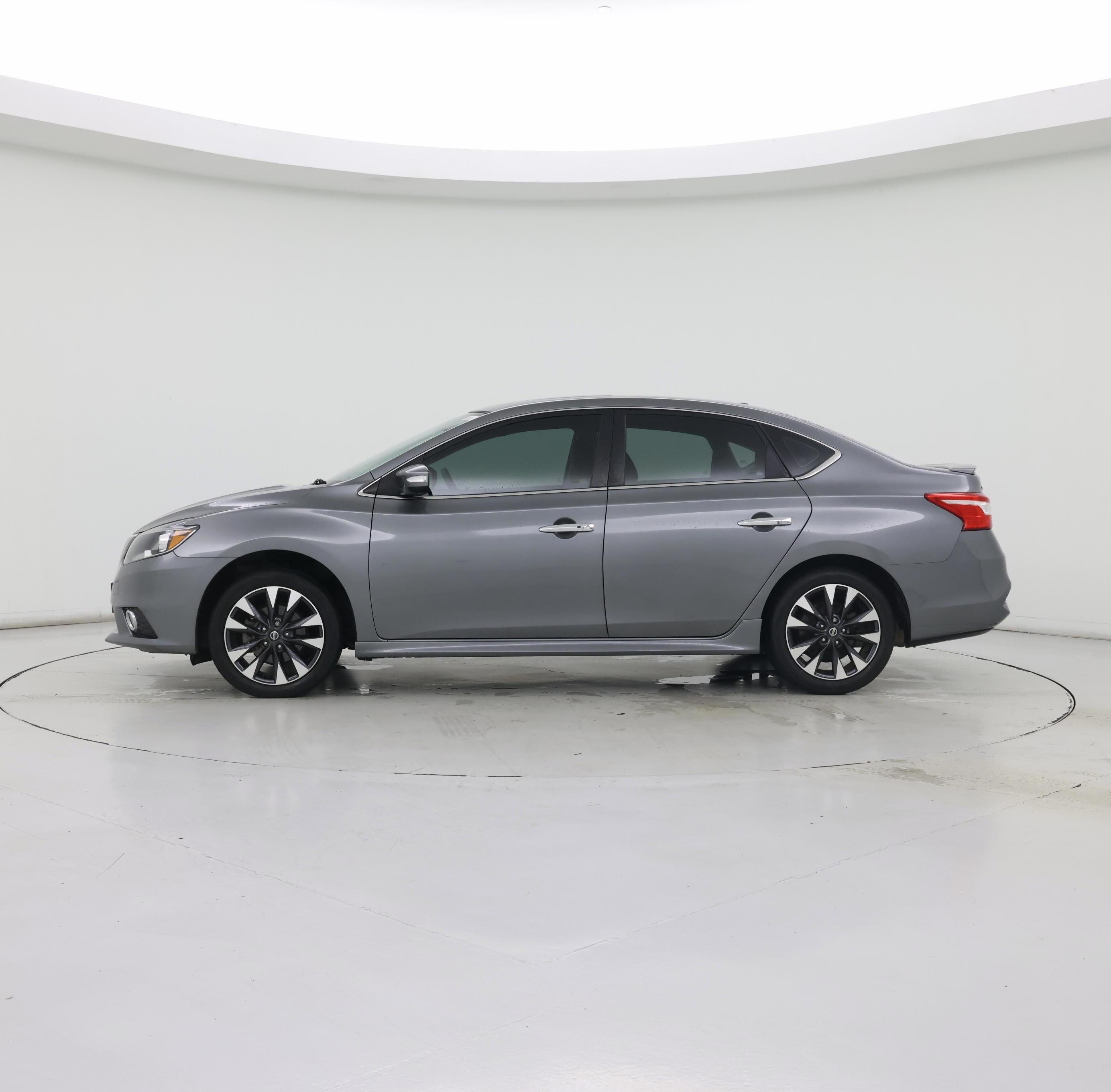 Thumbnail: 2017 Nissan Sentra - 3