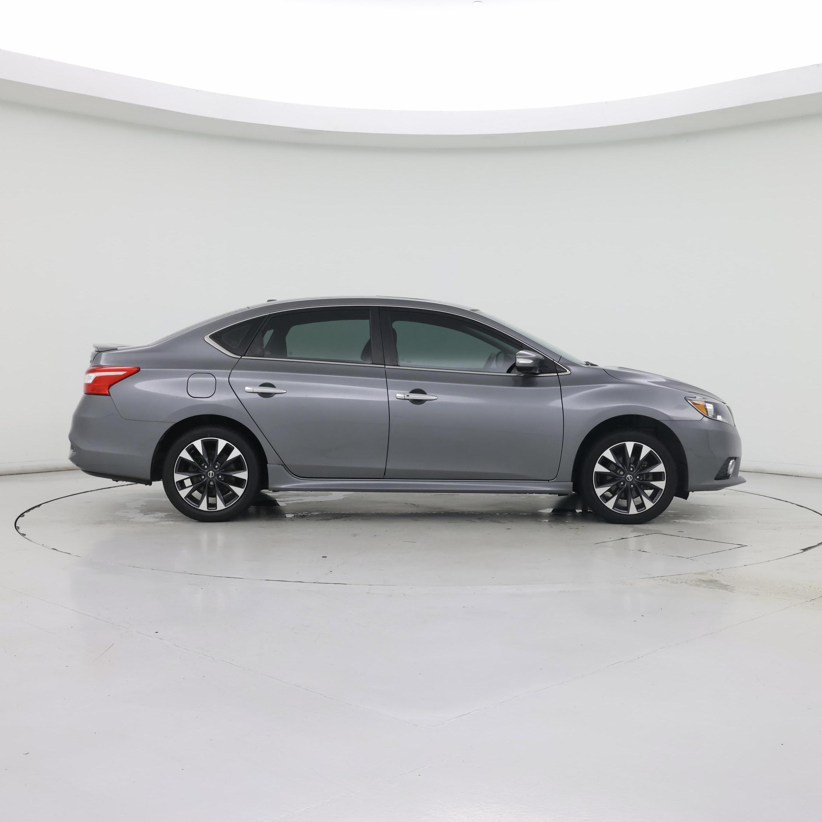 Thumbnail: 2017 Nissan Sentra - 7