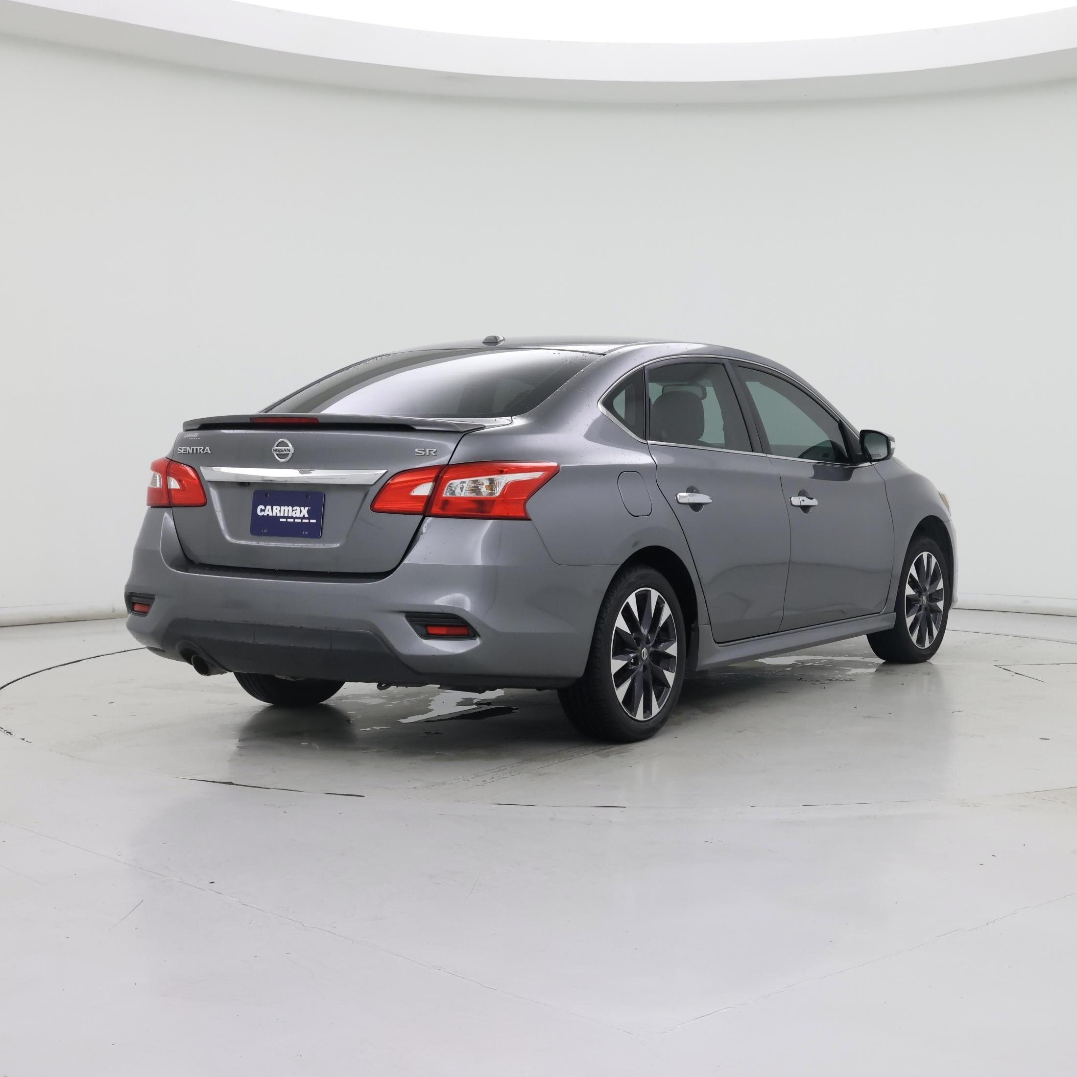 Thumbnail: 2017 Nissan Sentra - 8