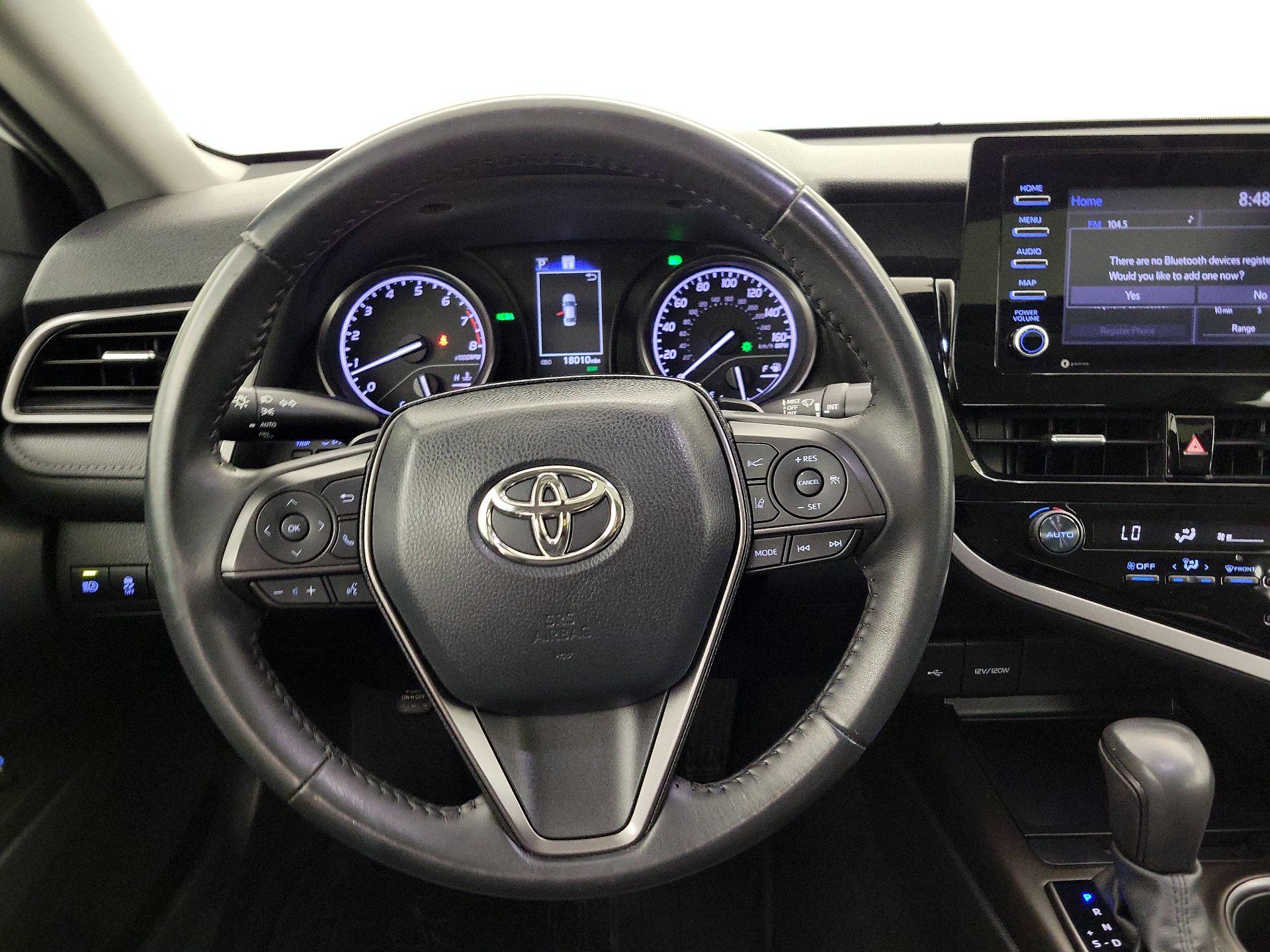 Thumbnail: 2021 Toyota Camry - 10
