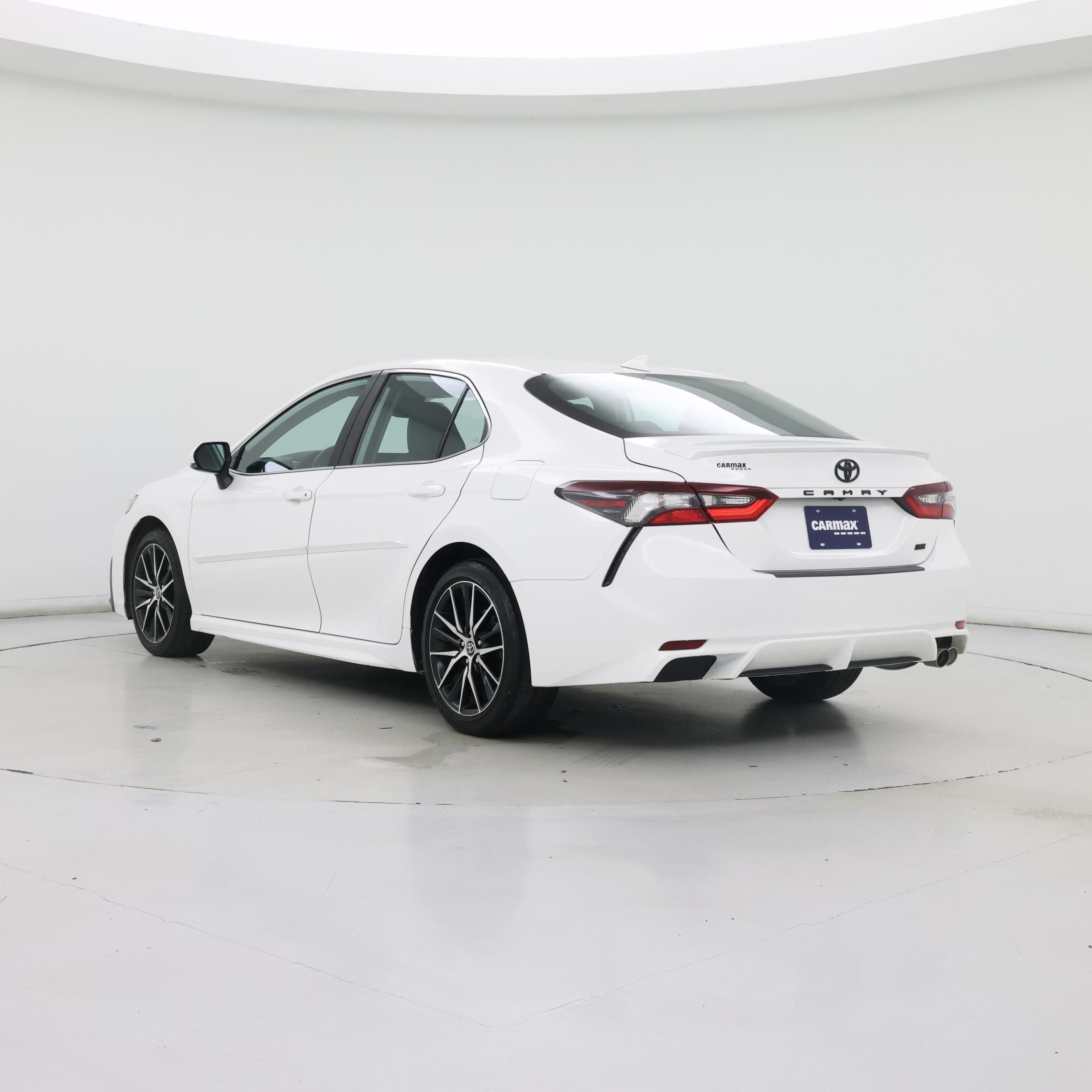 Thumbnail: 2021 Toyota Camry - 2