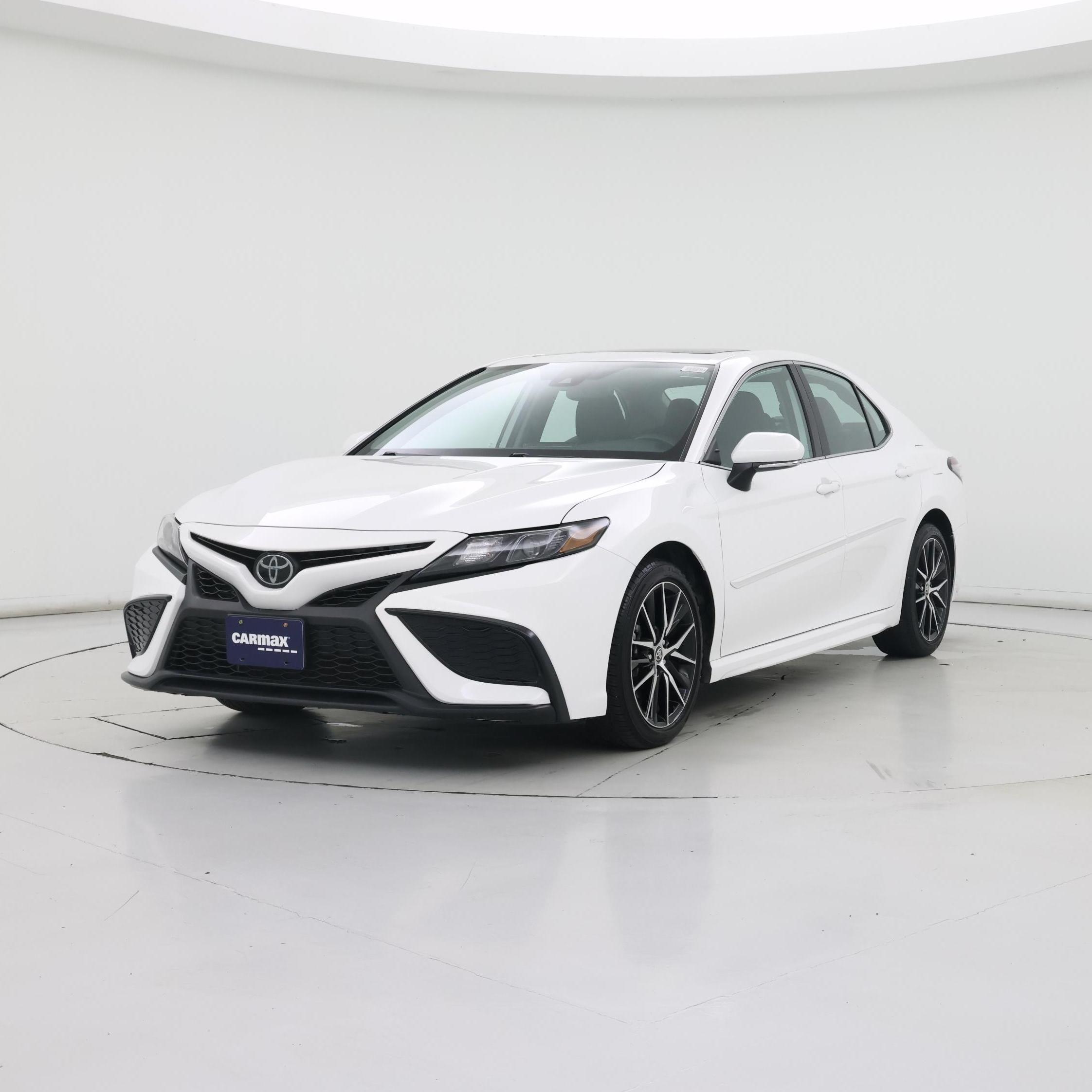 Thumbnail: 2021 Toyota Camry - 4