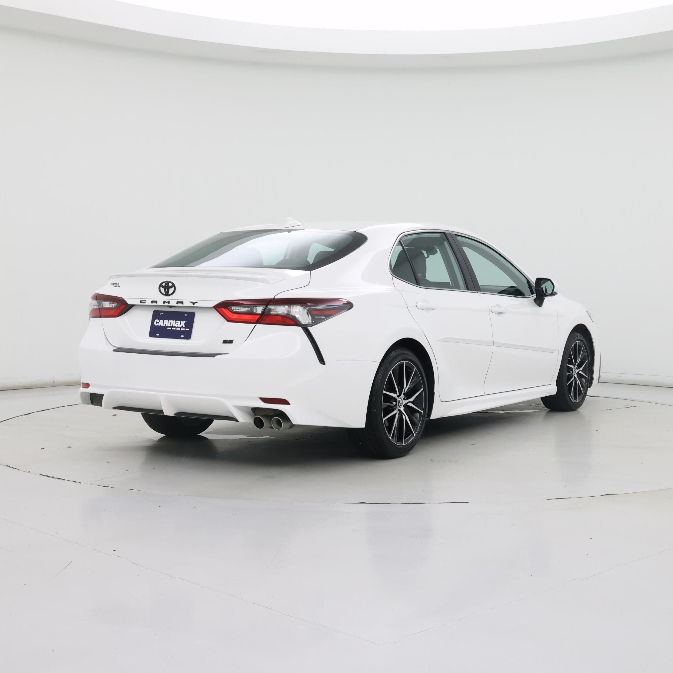 Thumbnail: 2021 Toyota Camry - 8