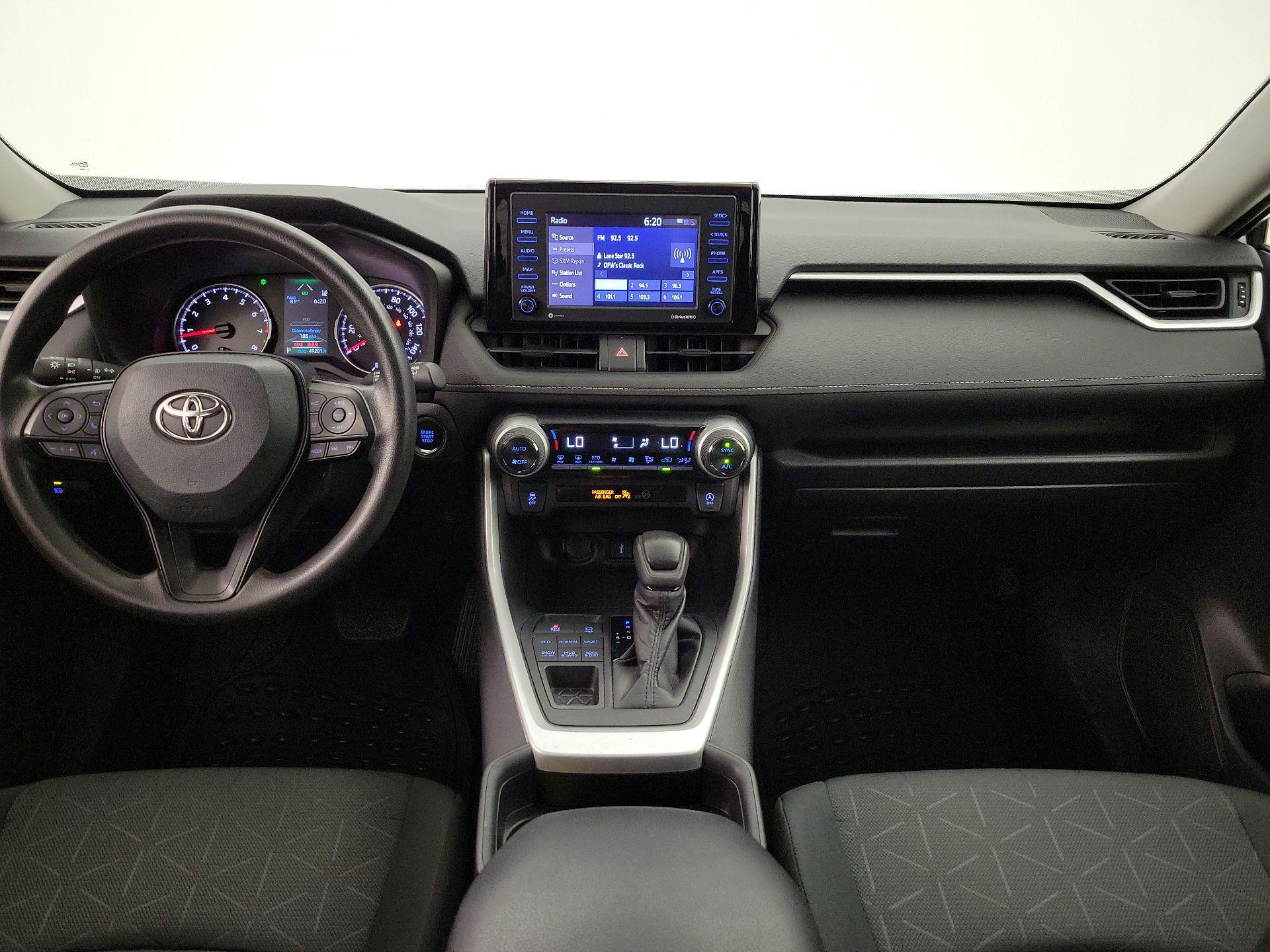 Thumbnail: 2021 Toyota RAV4 - 9