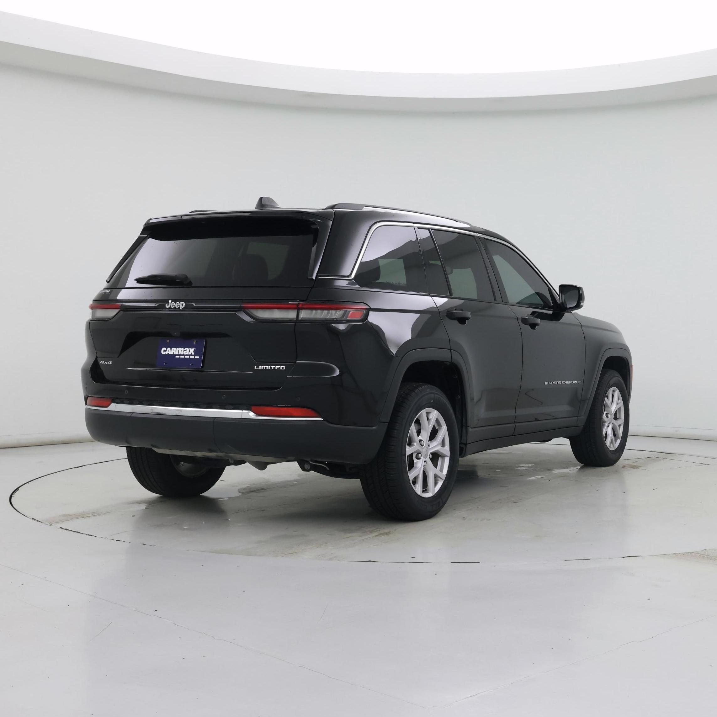 Thumbnail: 2022 Jeep Grand Cherokee - 8