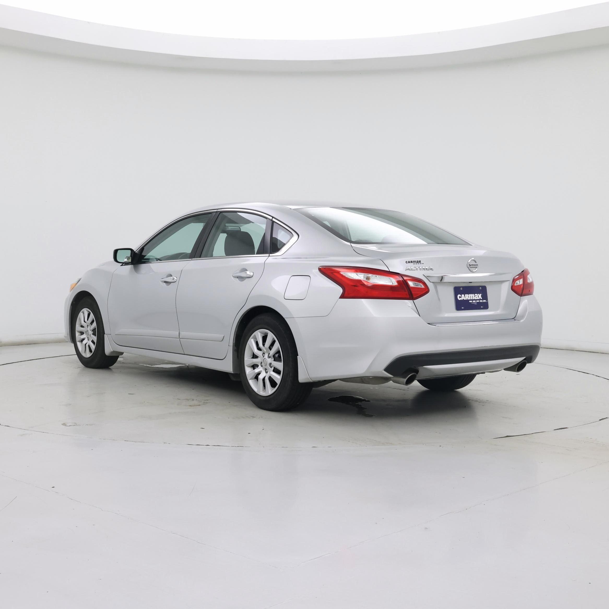 Thumbnail: 2016 Nissan Altima - 2