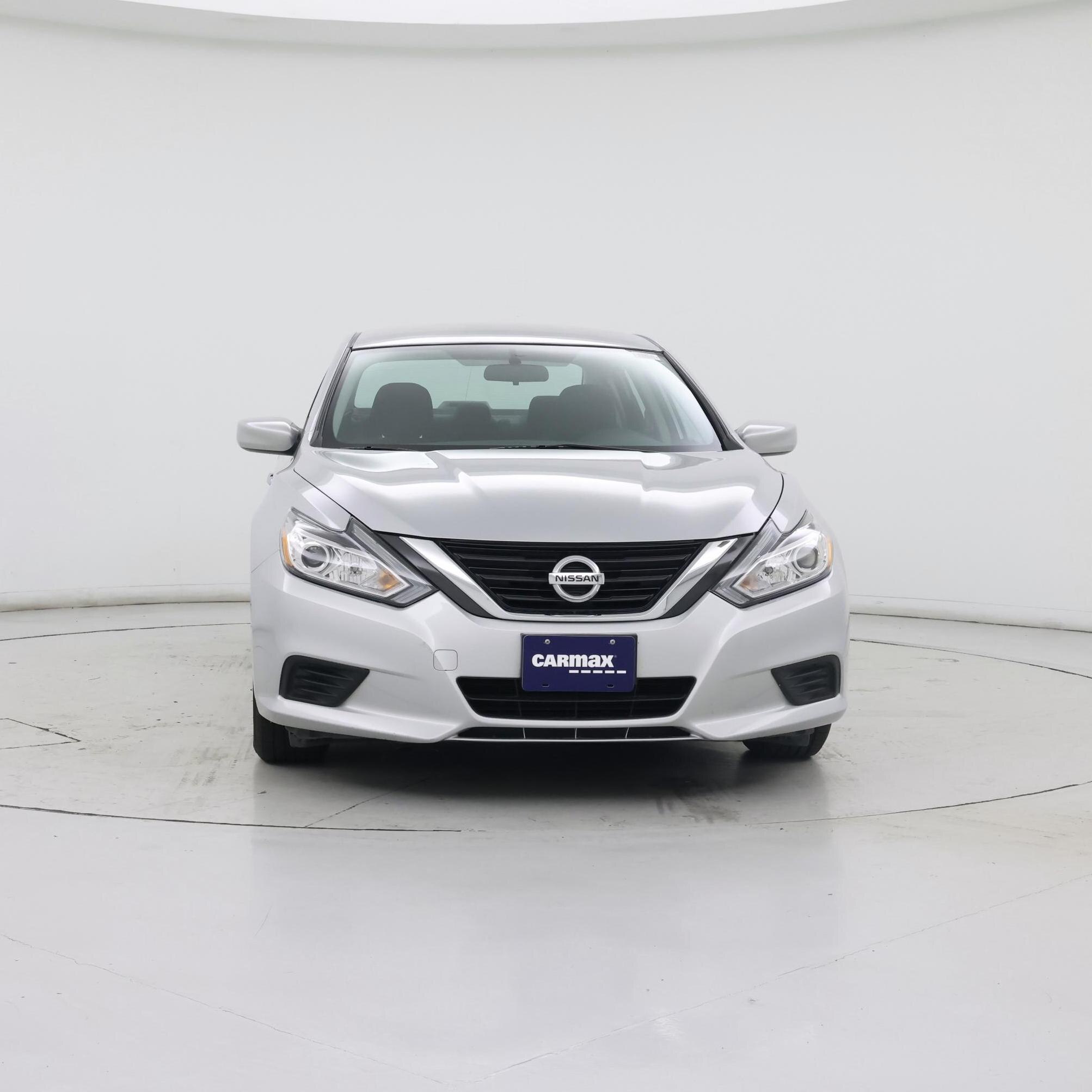 Thumbnail: 2016 Nissan Altima - 5