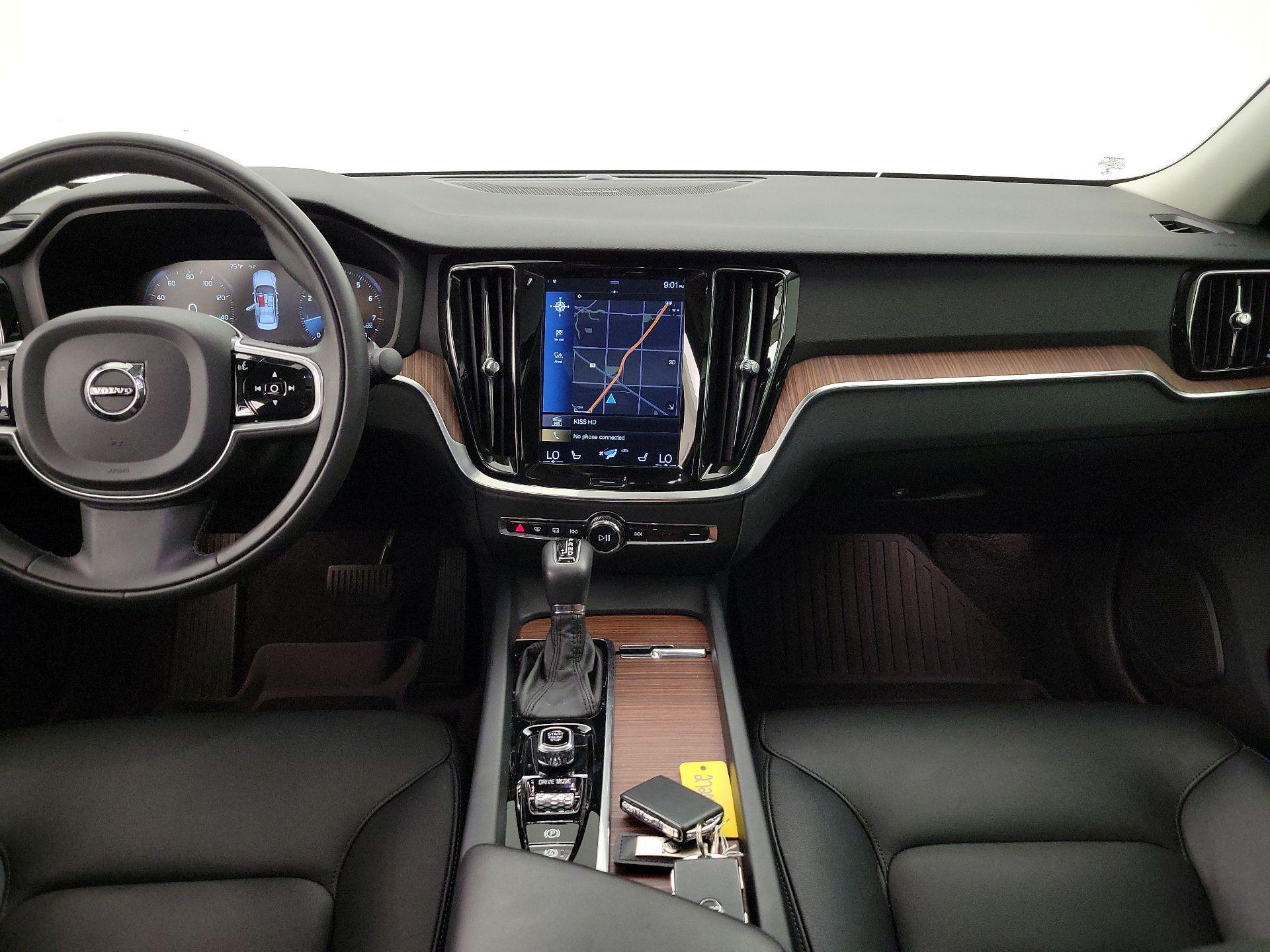 Thumbnail: 2020 Volvo S60 - 9