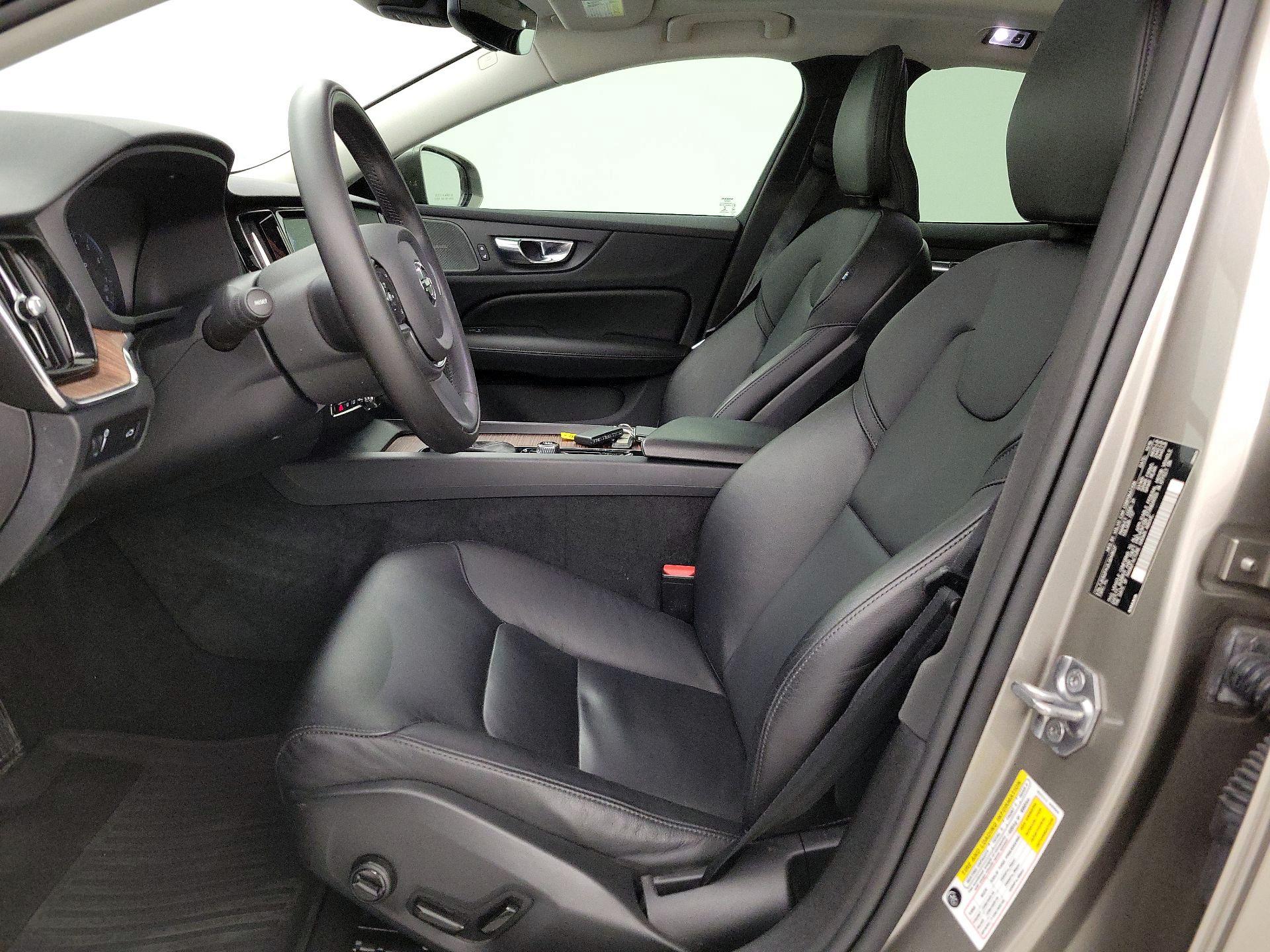 Thumbnail: 2020 Volvo S60 - 11