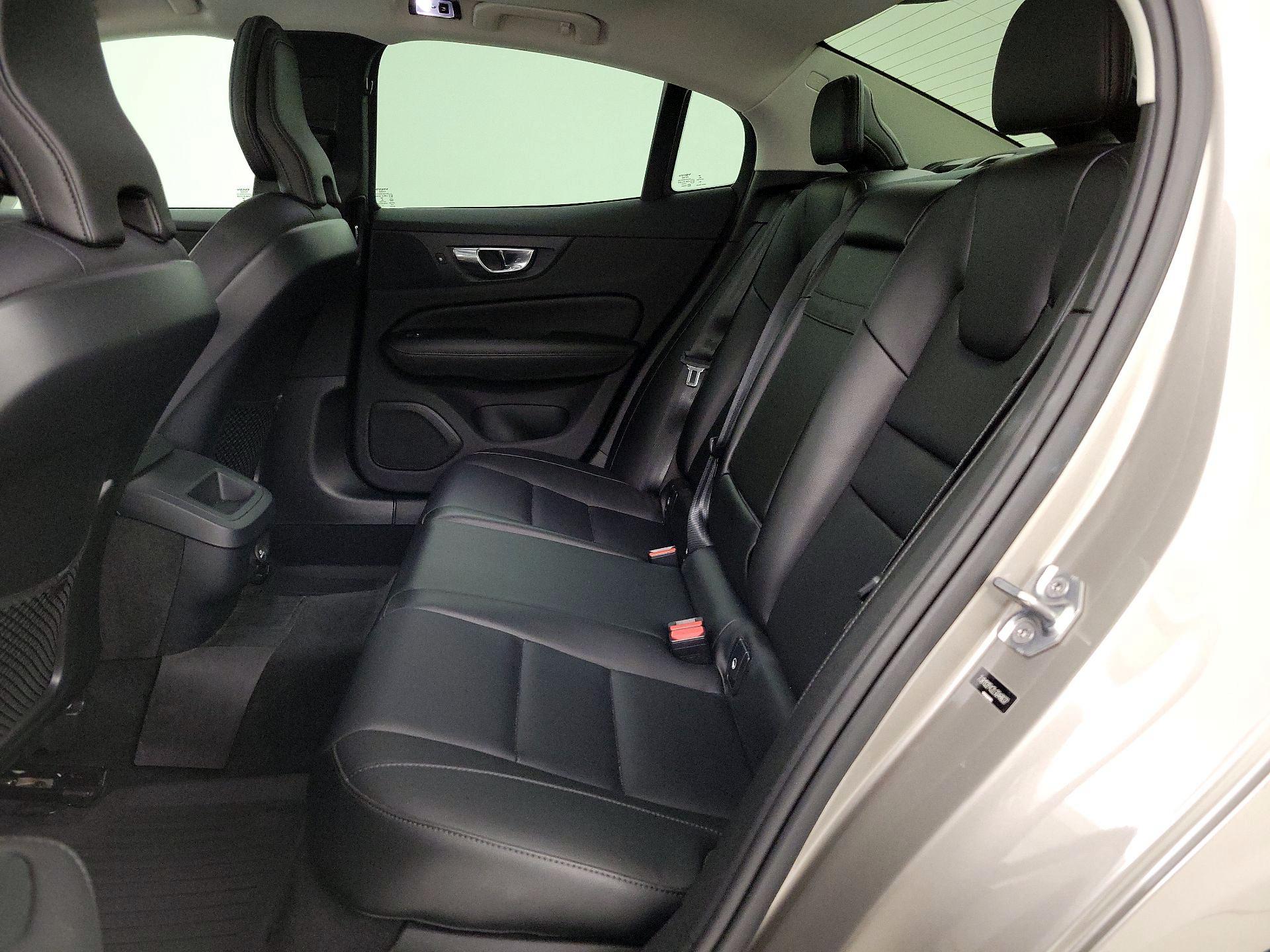 Thumbnail: 2020 Volvo S60 - 20
