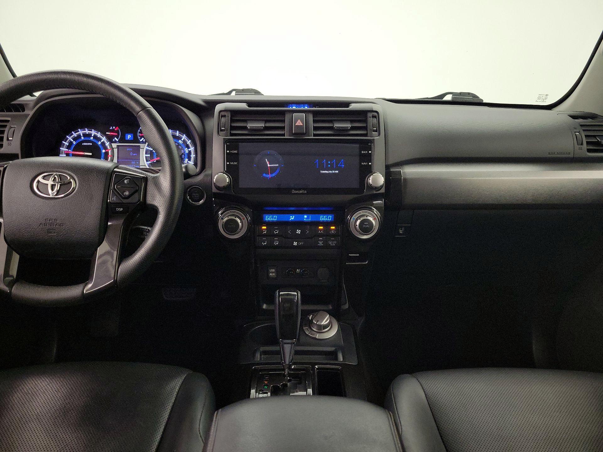 Thumbnail: 2019 Toyota 4Runner - 9