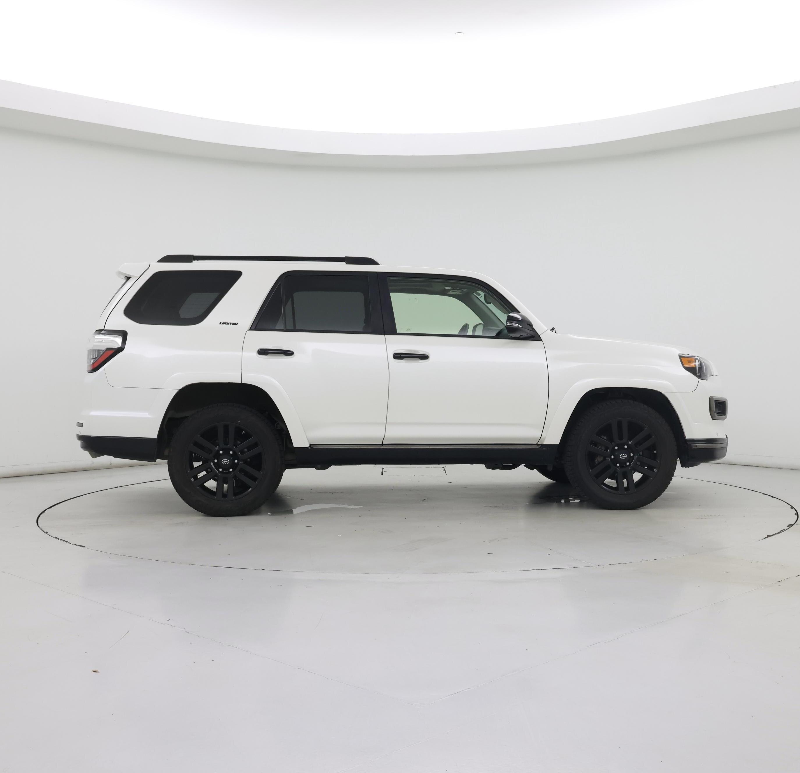Thumbnail: 2019 Toyota 4Runner - 7