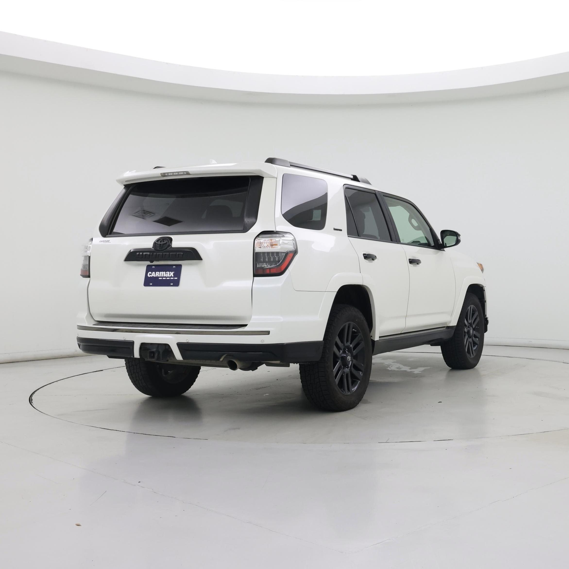 Thumbnail: 2019 Toyota 4Runner - 8