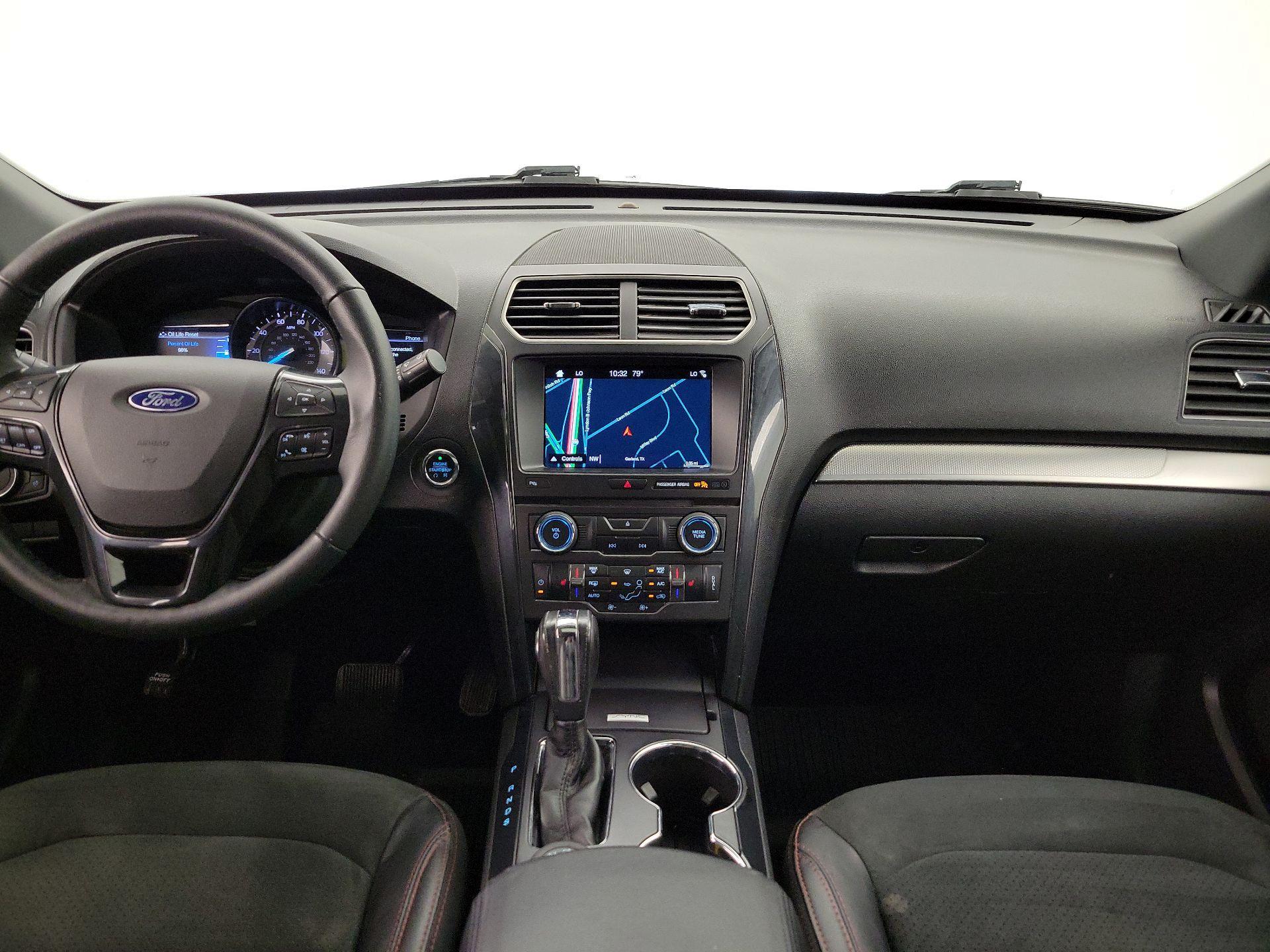 Thumbnail: 2018 Ford Explorer - 9