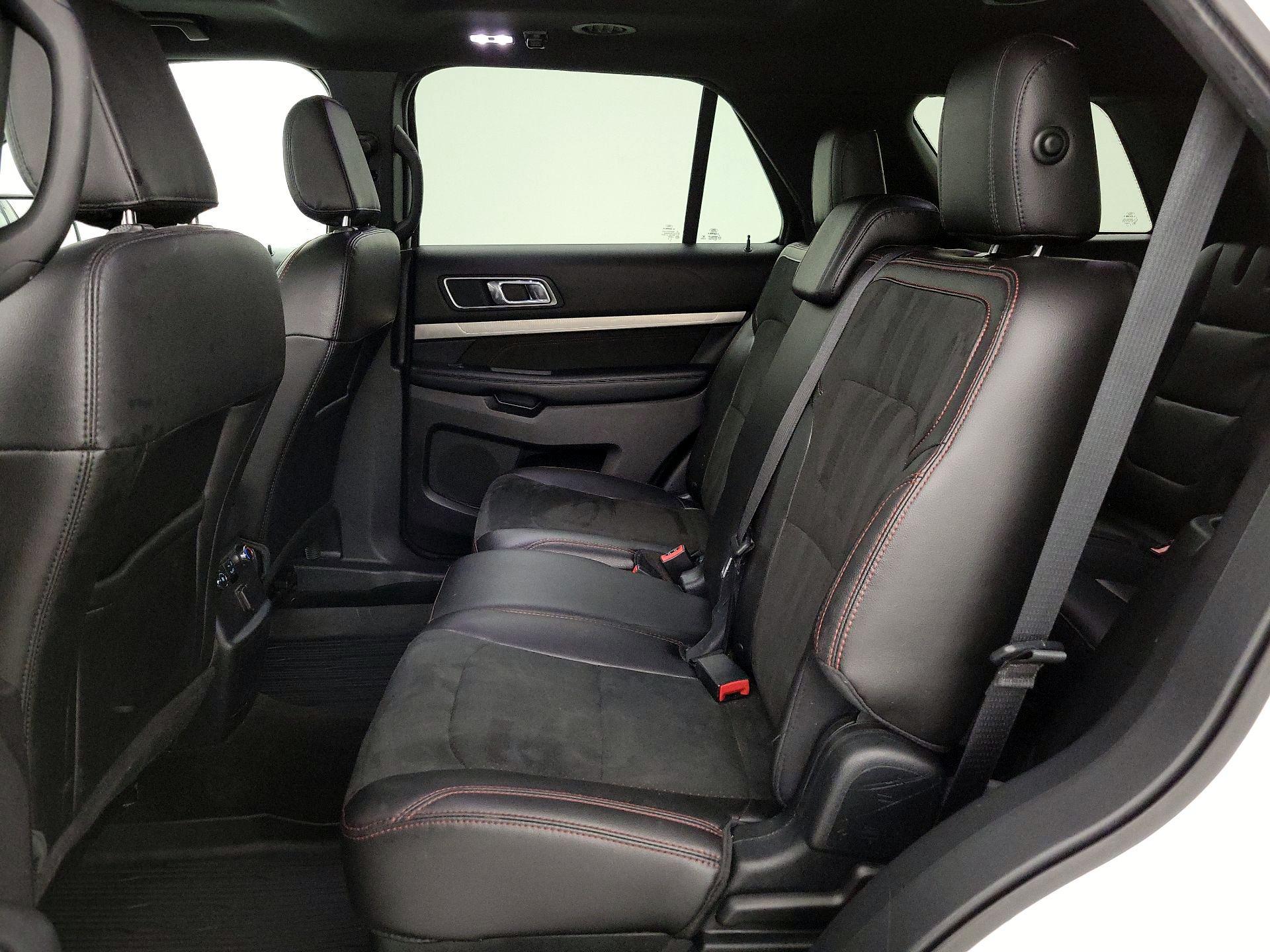 Thumbnail: 2018 Ford Explorer - 20