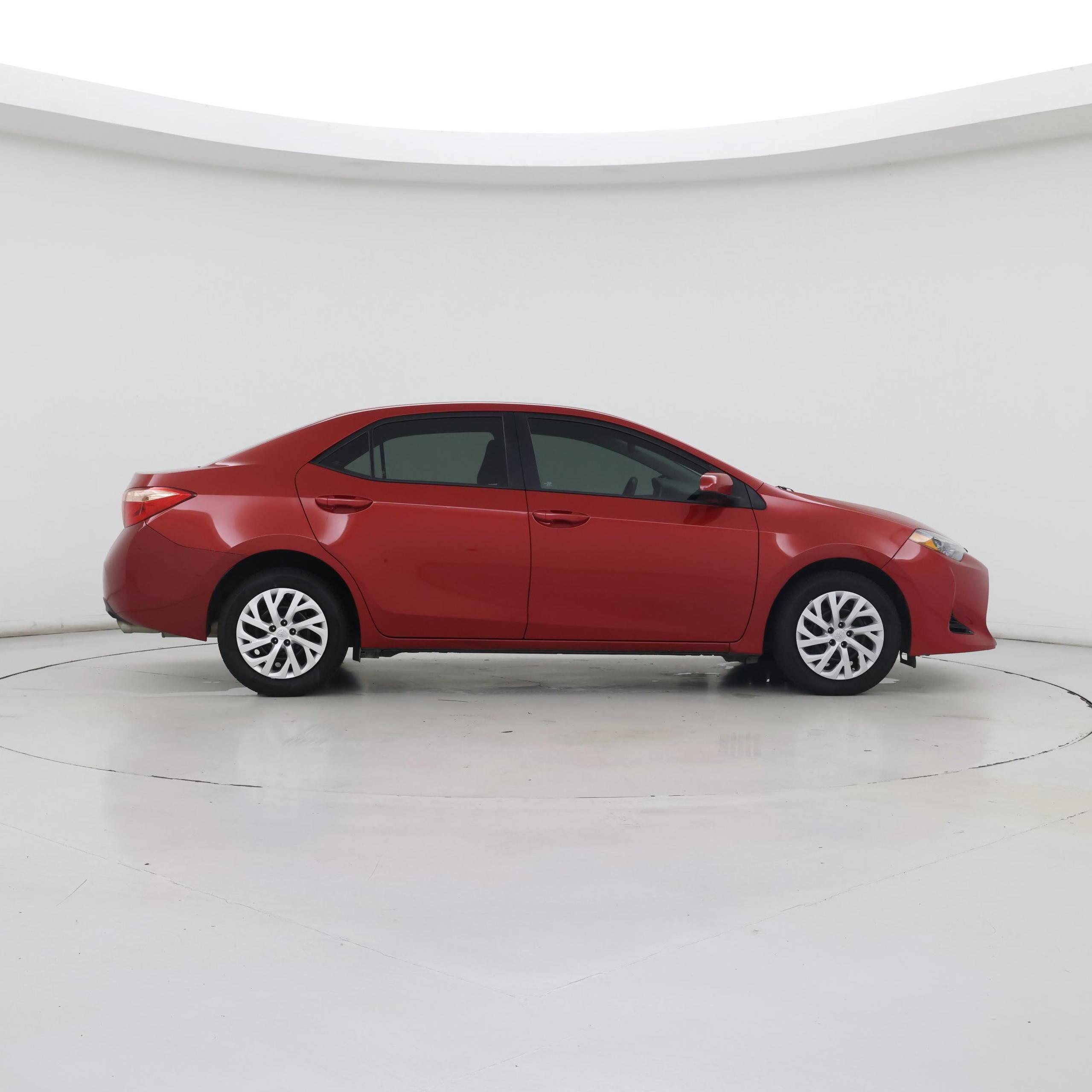 Thumbnail: 2017 Toyota Corolla - 7