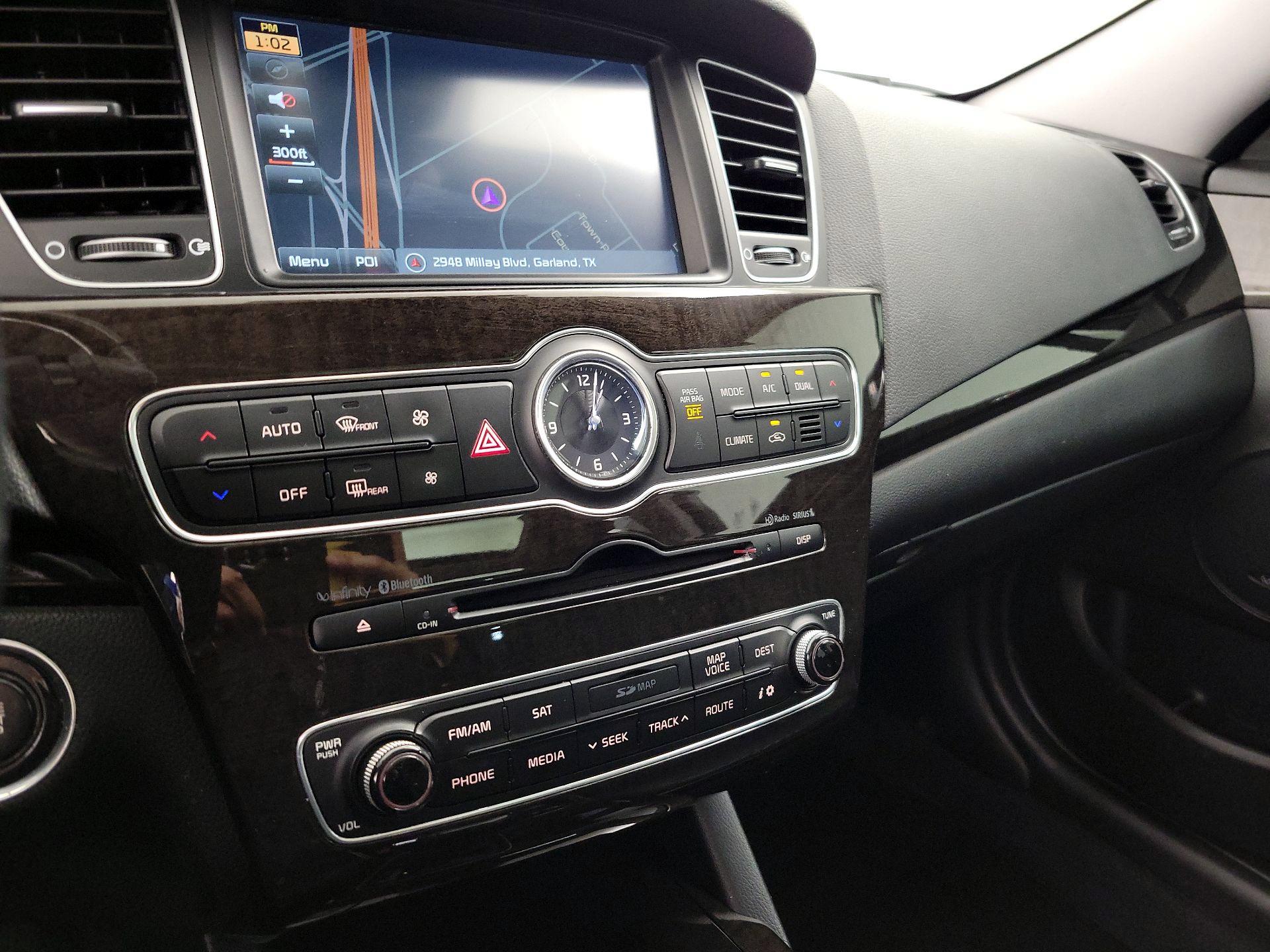 Thumbnail: 2016 Kia Cadenza - 16