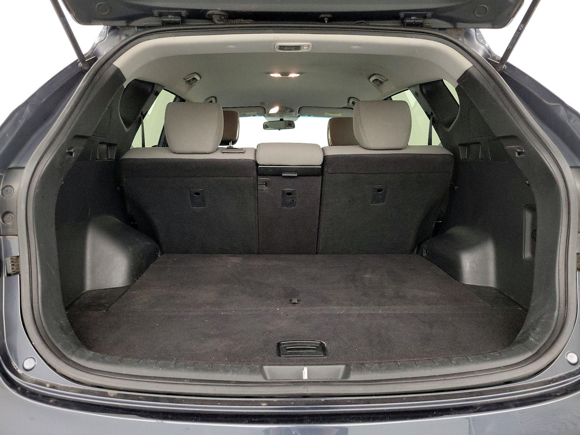 Thumbnail: 2015 Hyundai Santa Fe - 18
