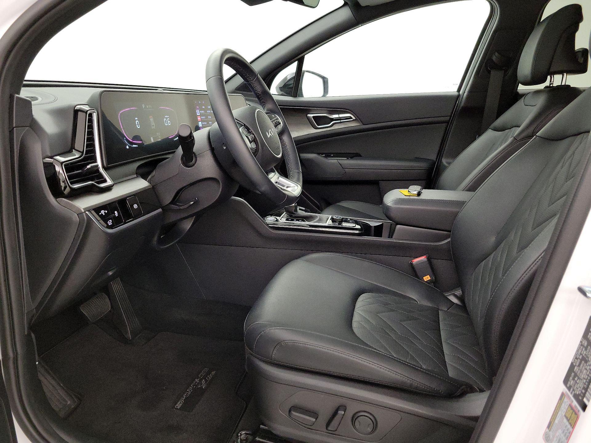 Thumbnail: 2025 Kia Sportage - 11