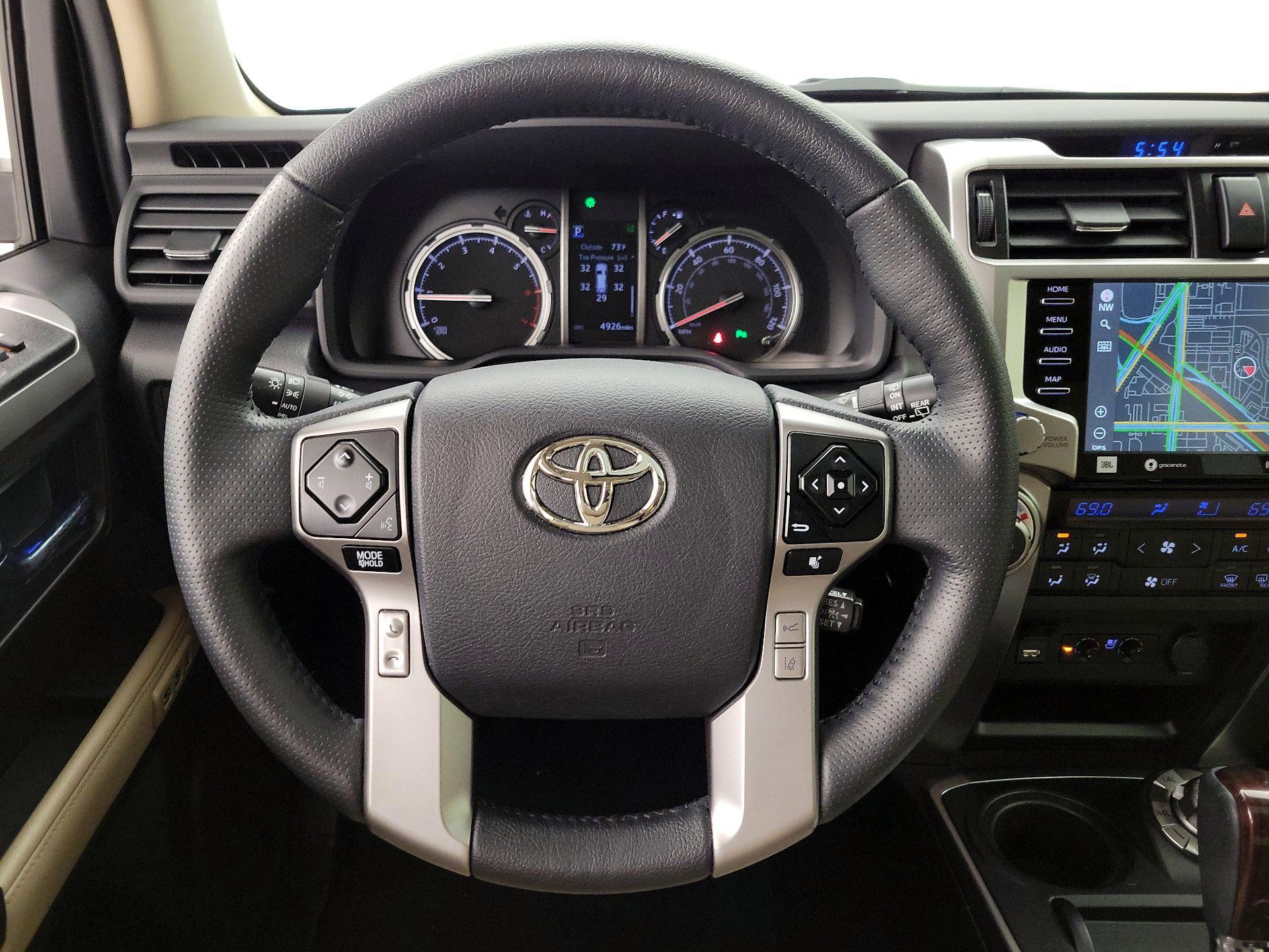 Thumbnail: 2024 Toyota 4Runner - 10