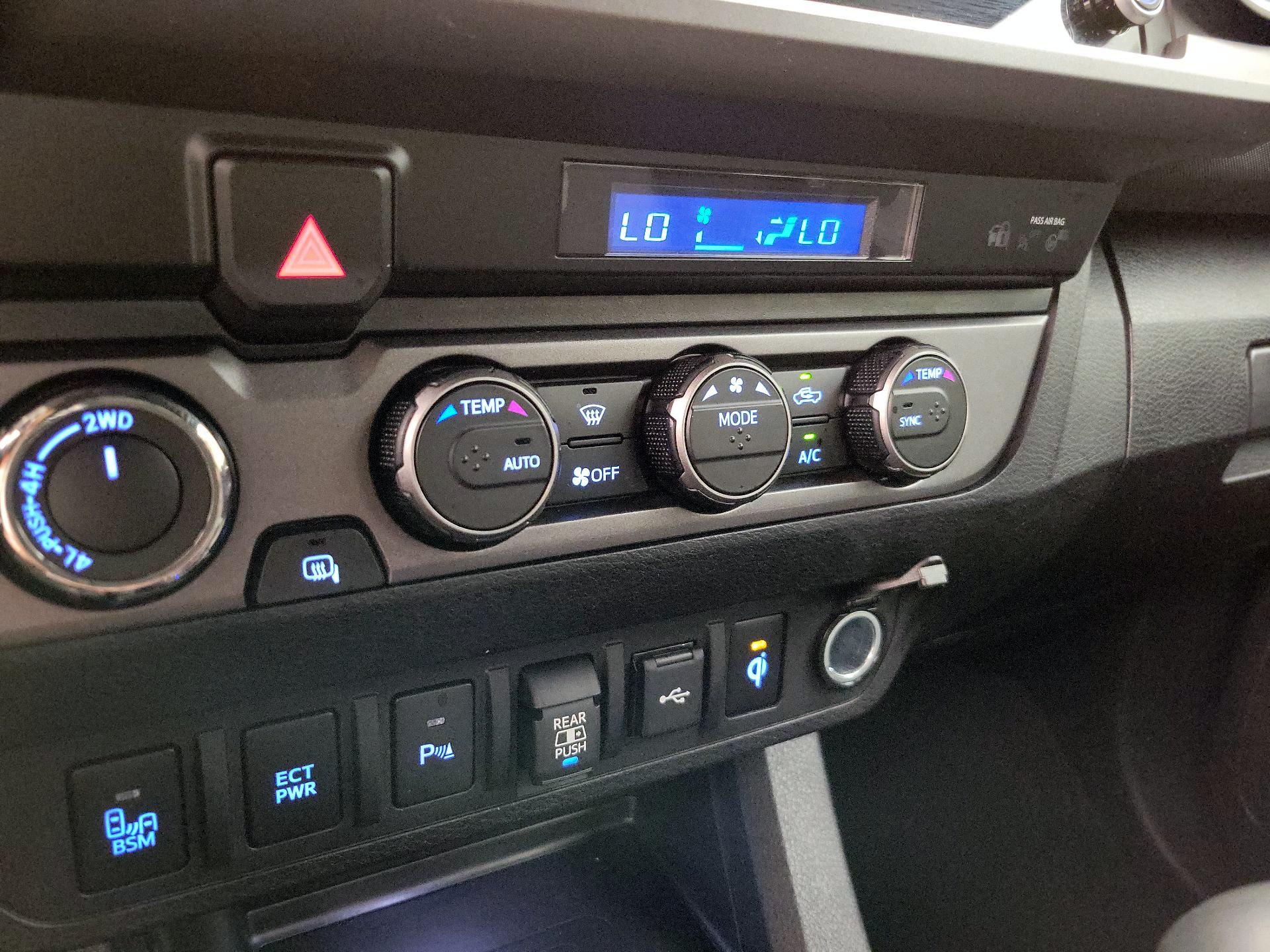 Thumbnail: 2023 Toyota Tacoma - 16