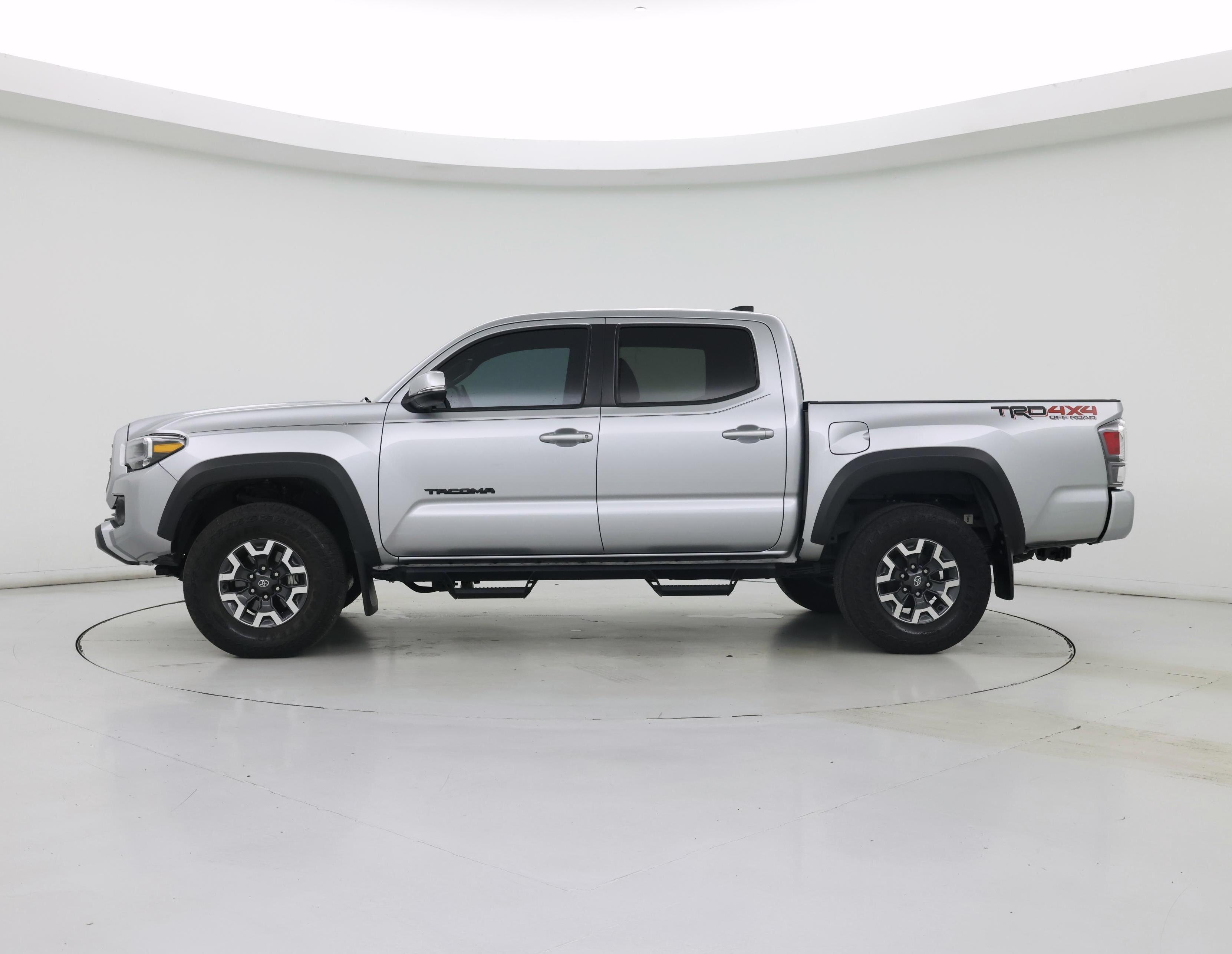 Thumbnail: 2023 Toyota Tacoma - 3