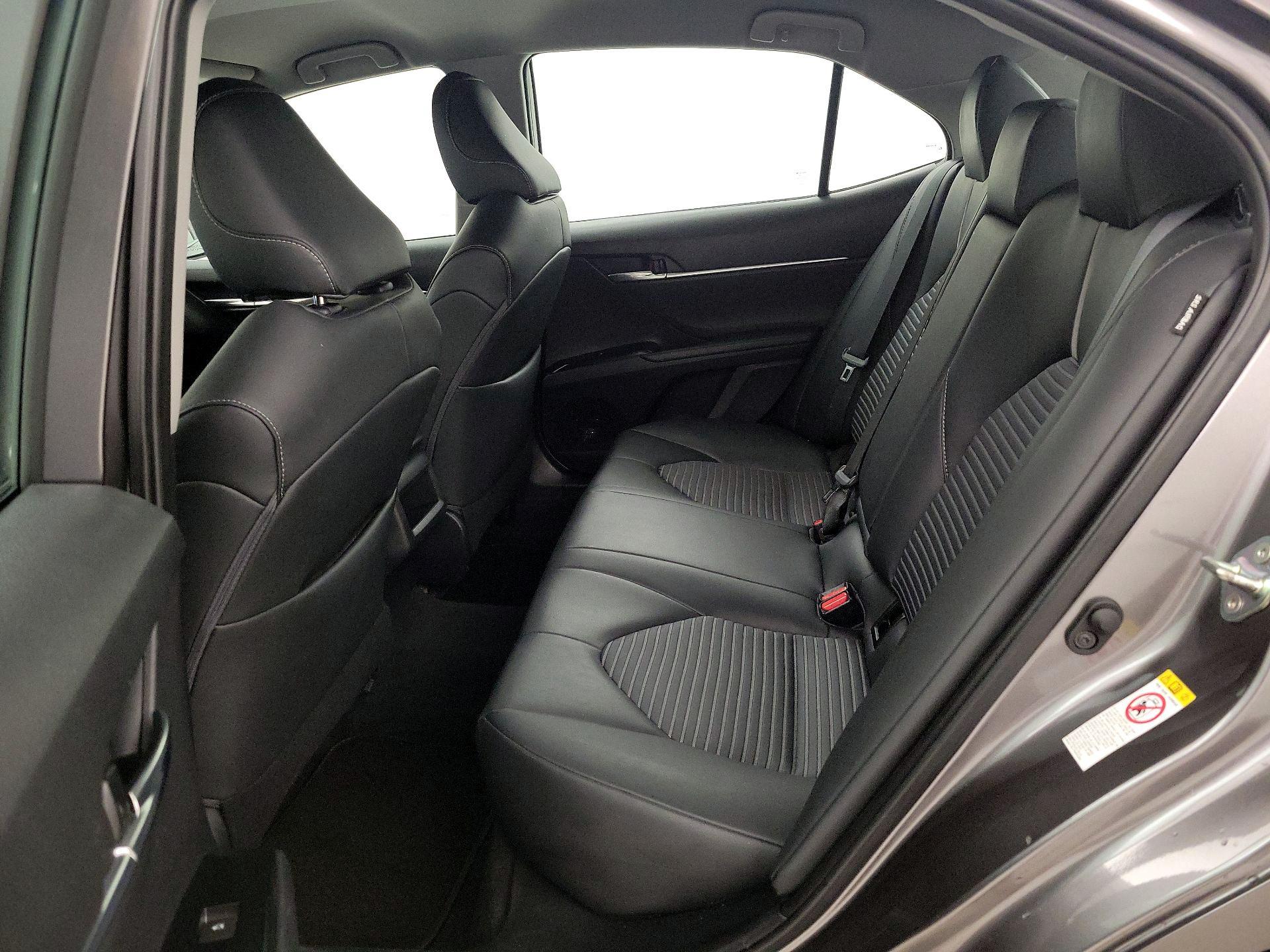 Thumbnail: 2019 Toyota Camry - 19
