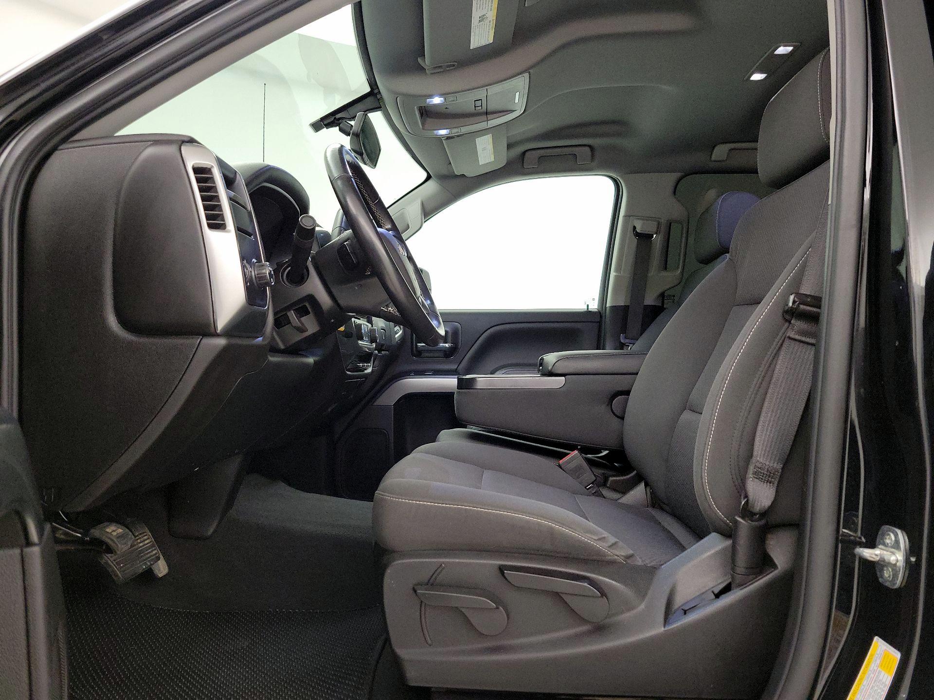 Thumbnail: 2019 Chevrolet Silverado 1500 - 11